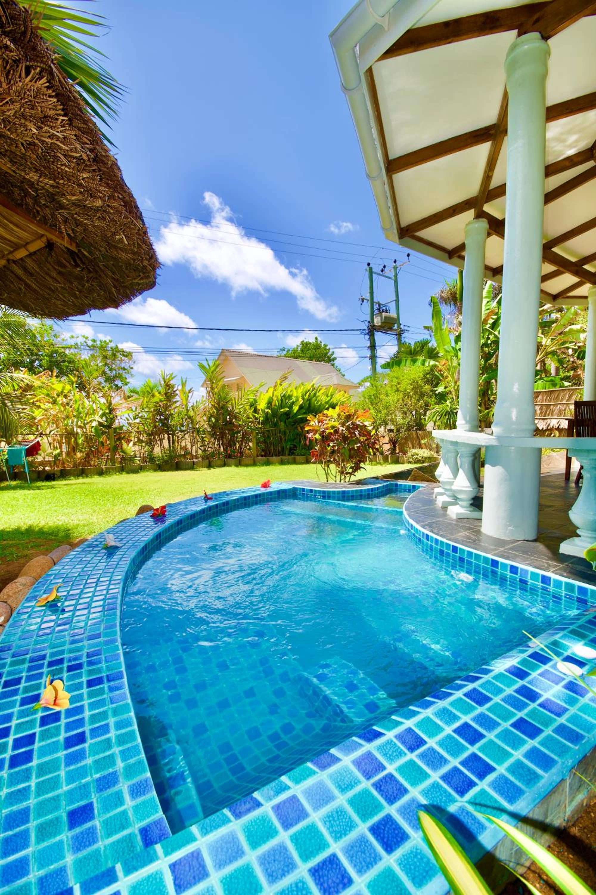 Villa with Private Pool photo 3