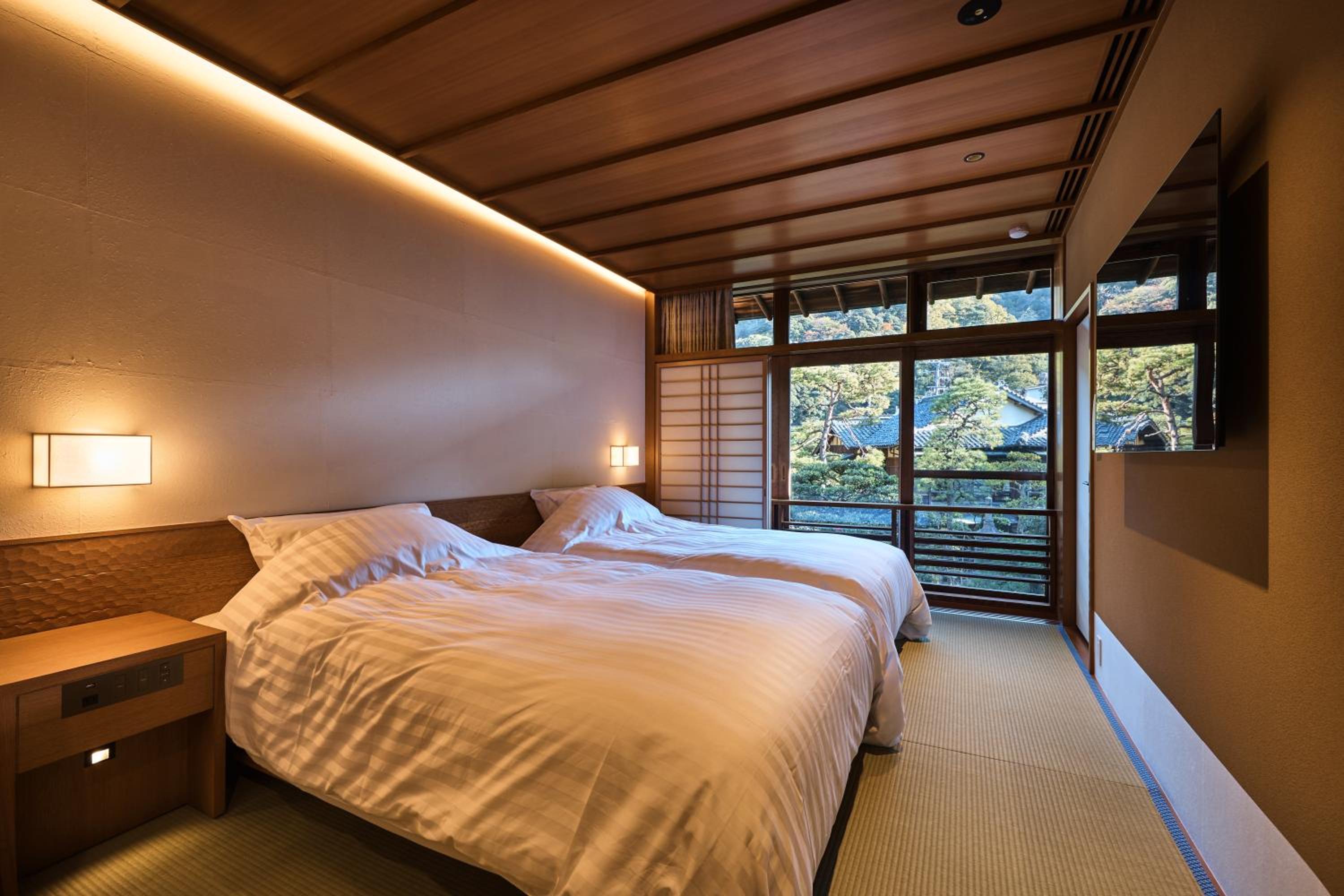 One-Bedroom Suite
