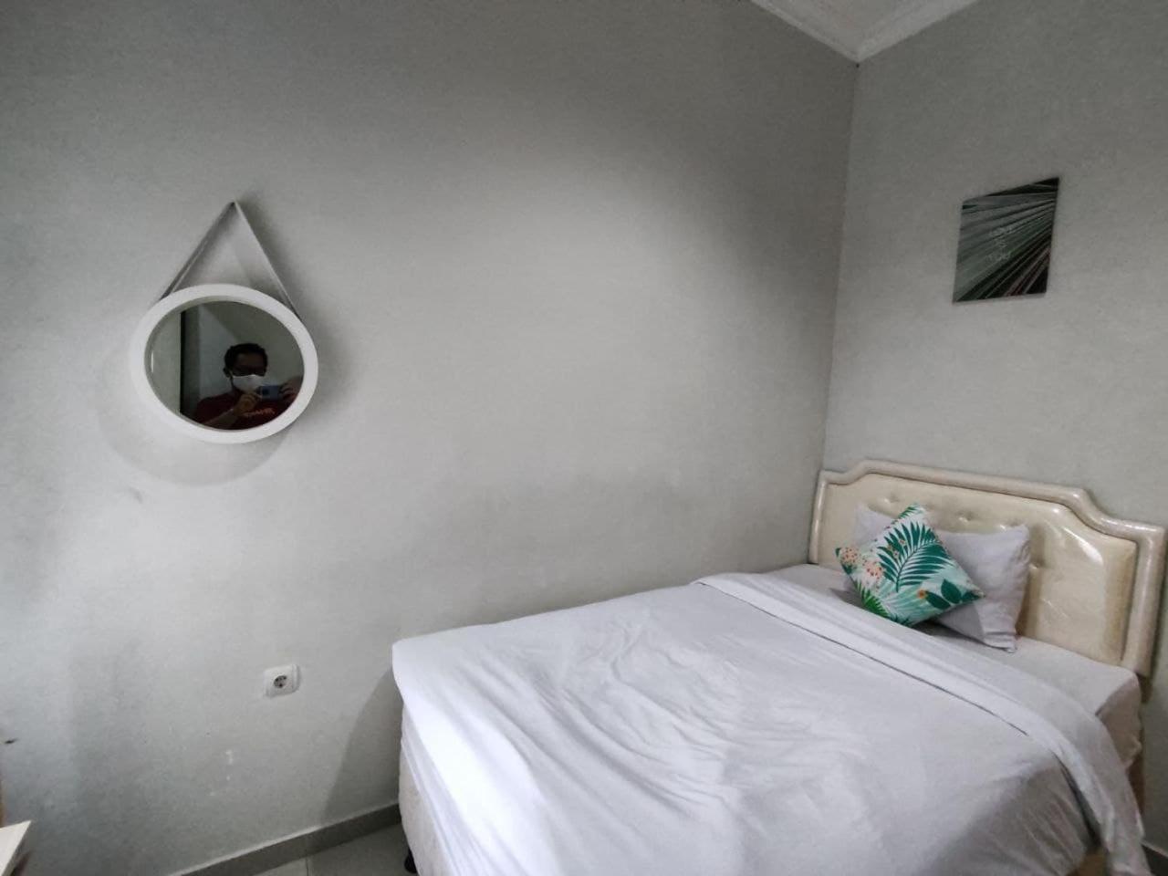 Deluxe Family Suite - Photo 2