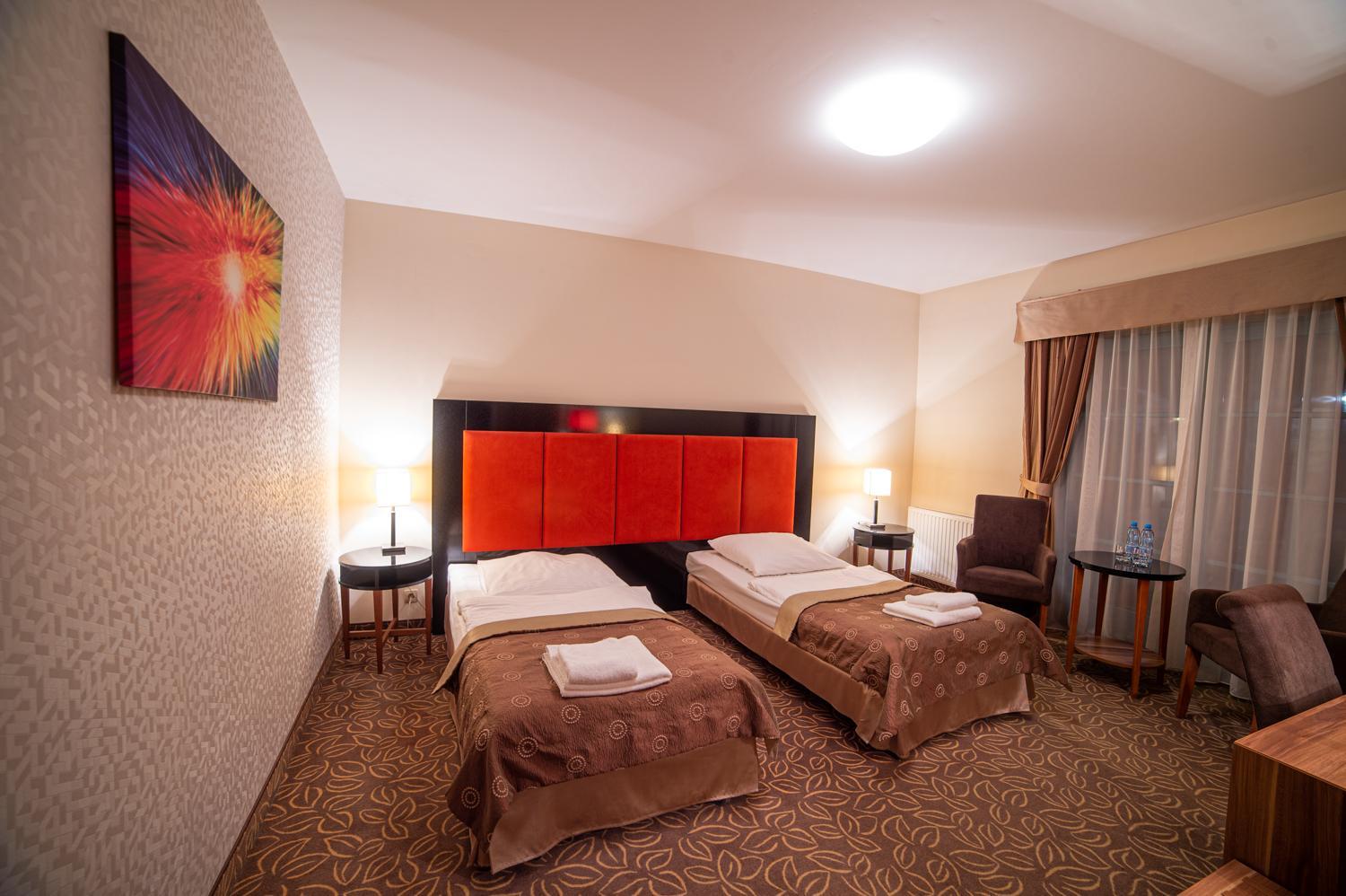 Double or Twin Room - Photo 2