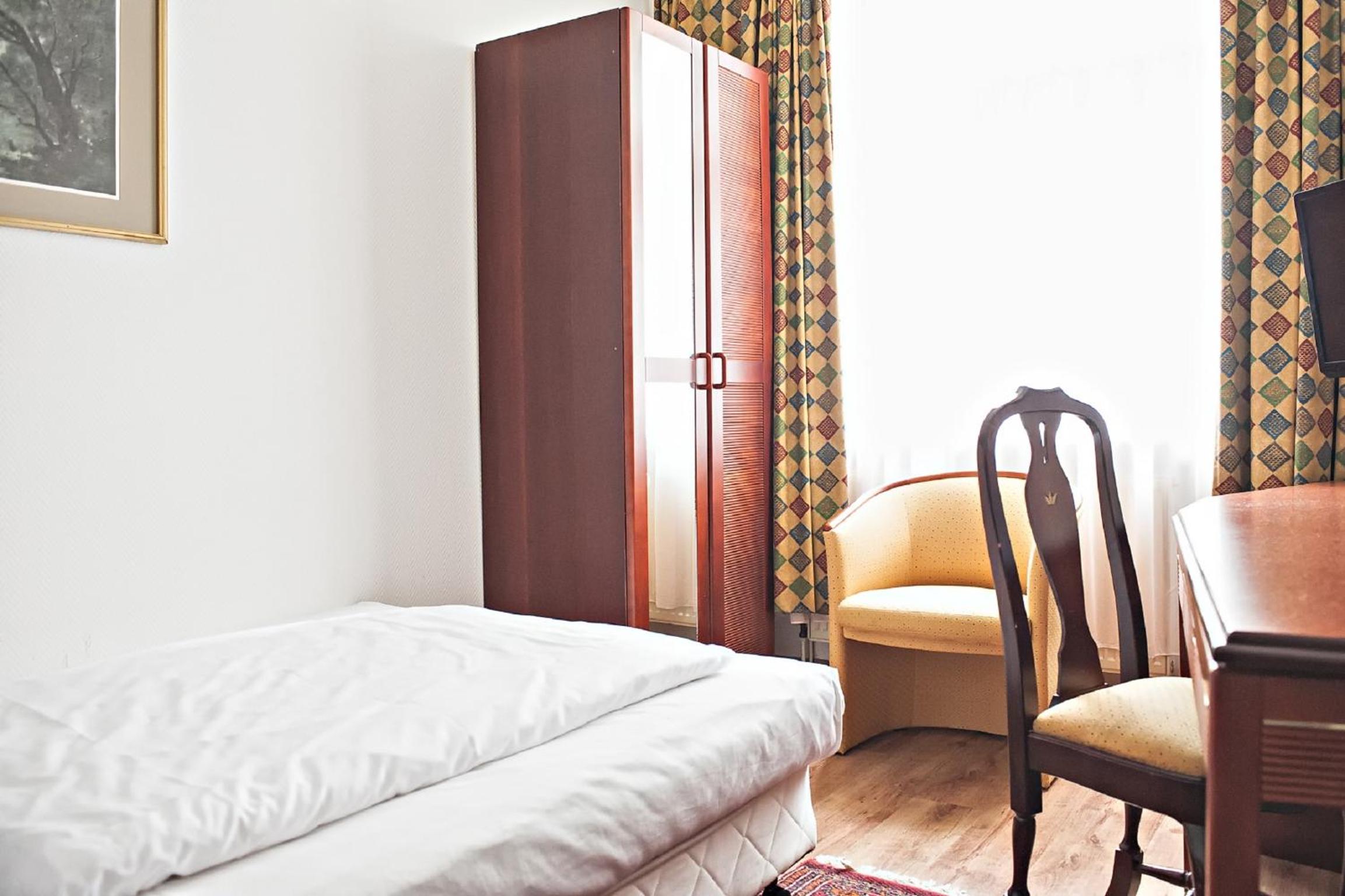 Single Room photo 3