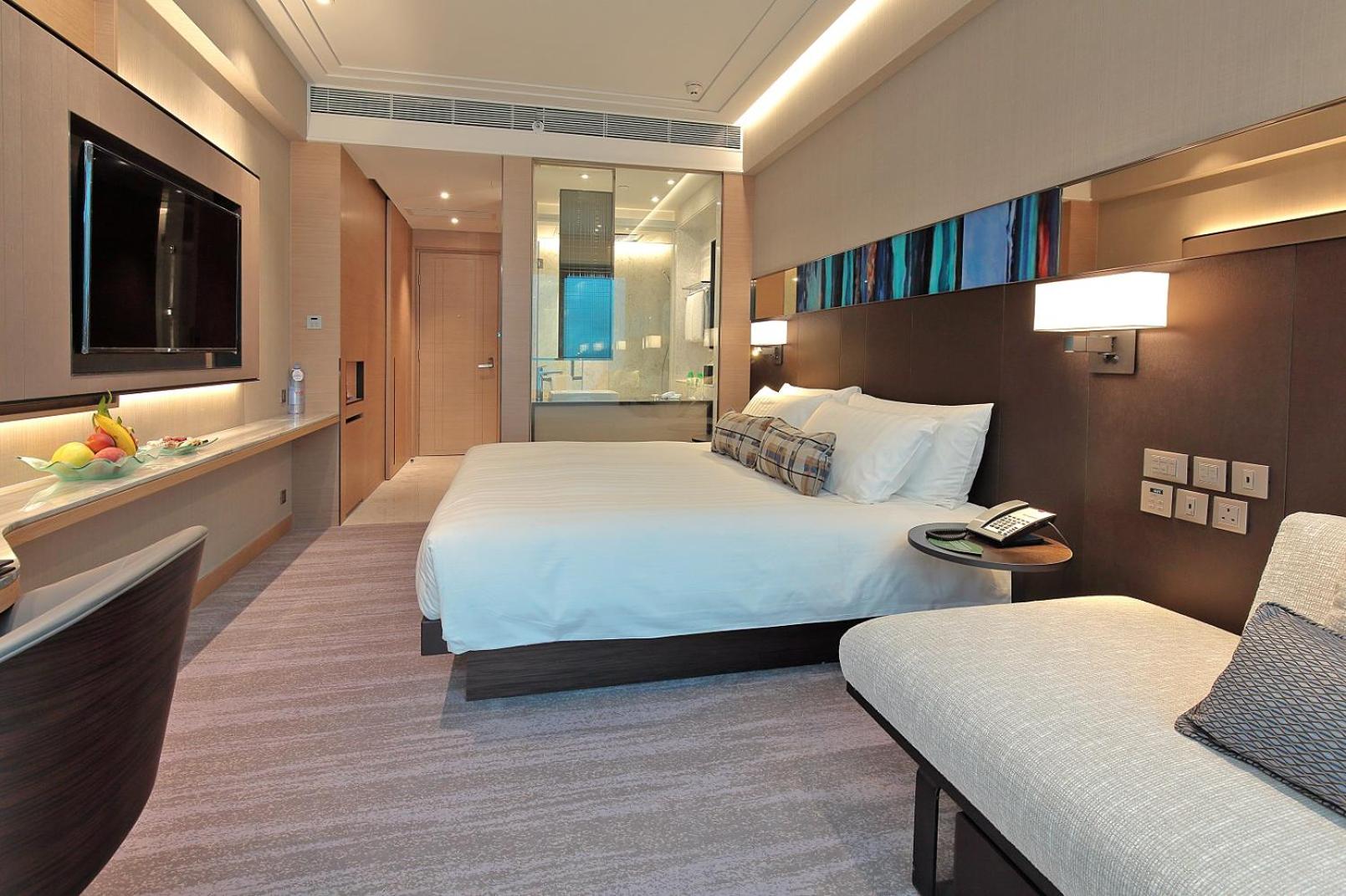 Tower Cityview Room