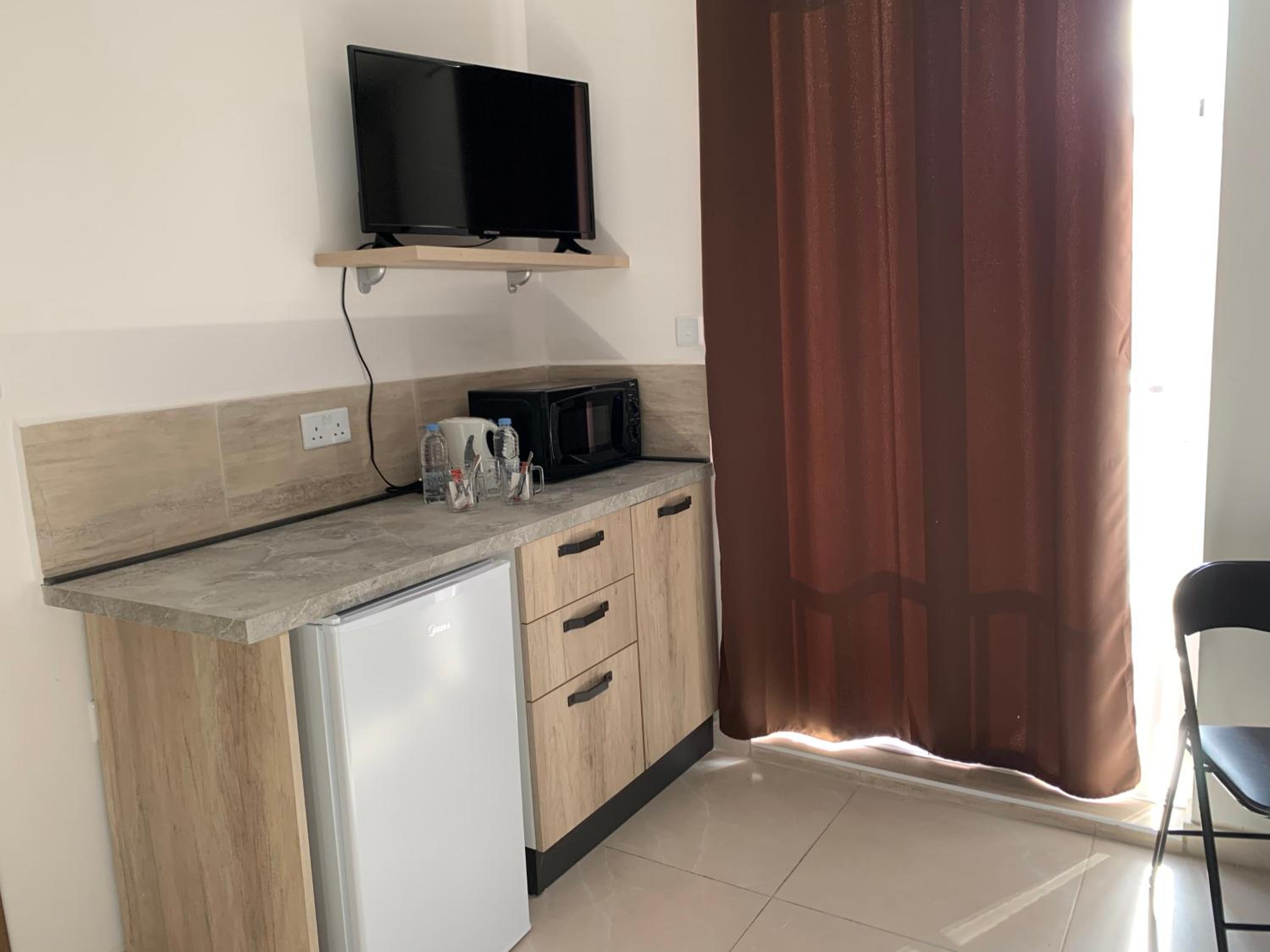 Double Room with Balcony photo 3