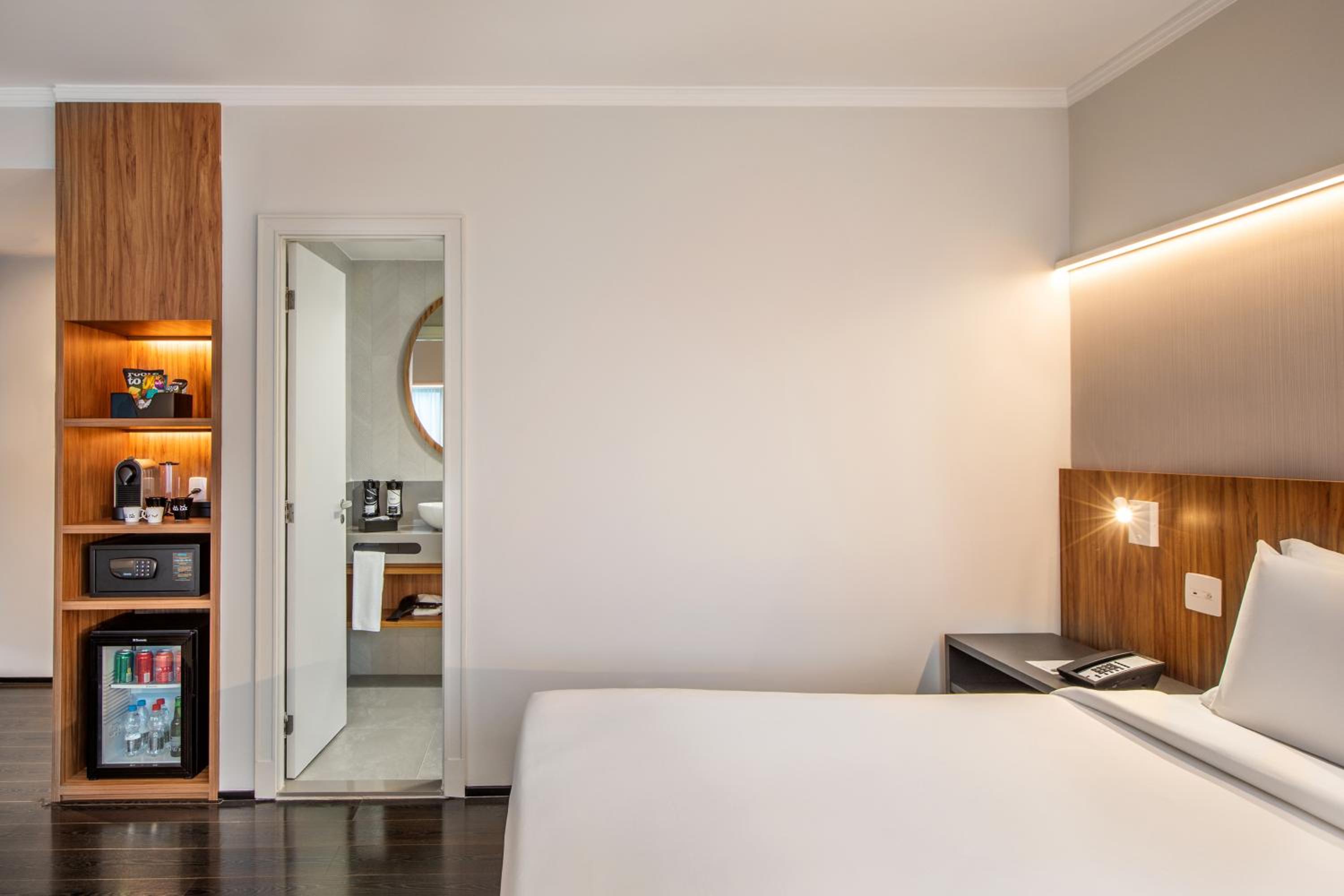 The Innside Room City View - Photo 3