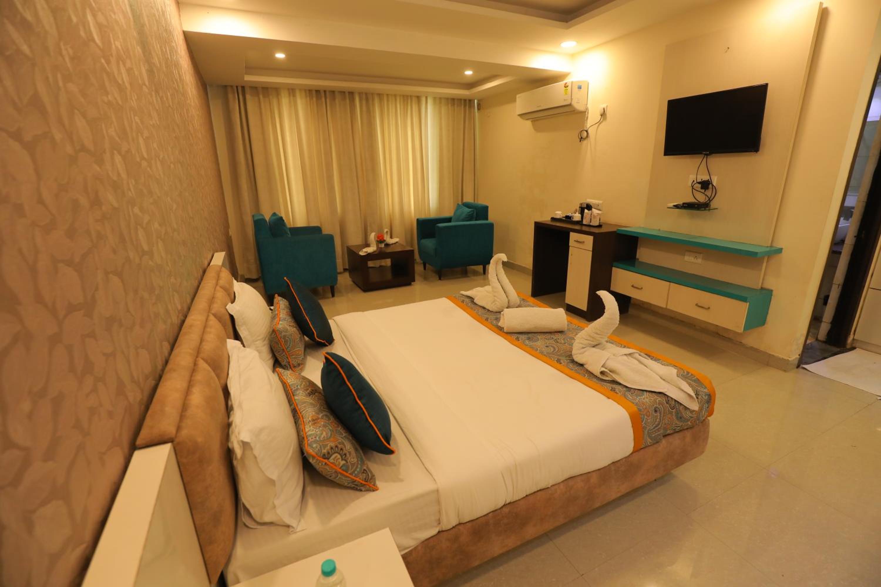 Deluxe Double Room photo 3