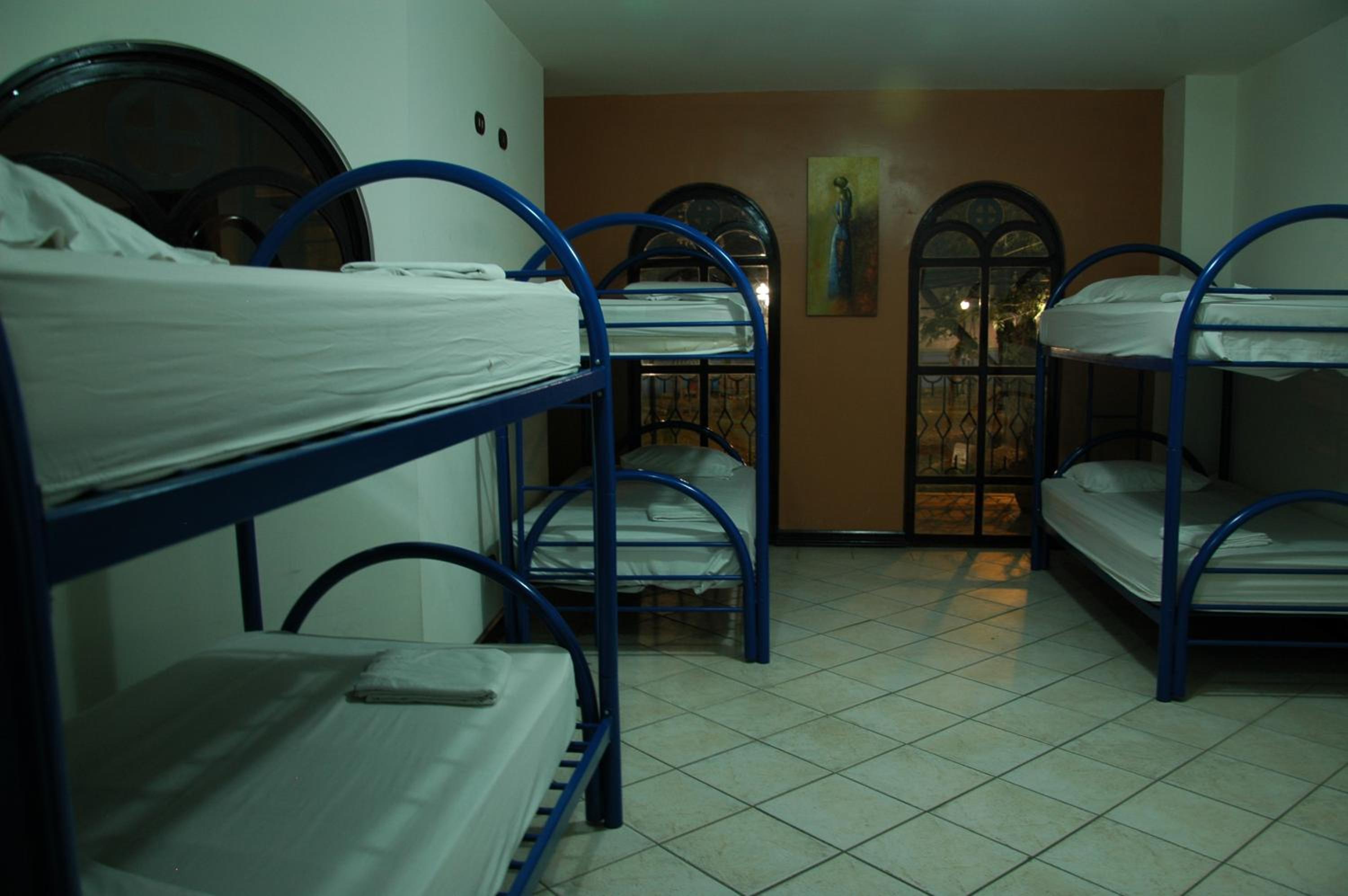 Bed in 6-Bed Dormitory Room photo 2