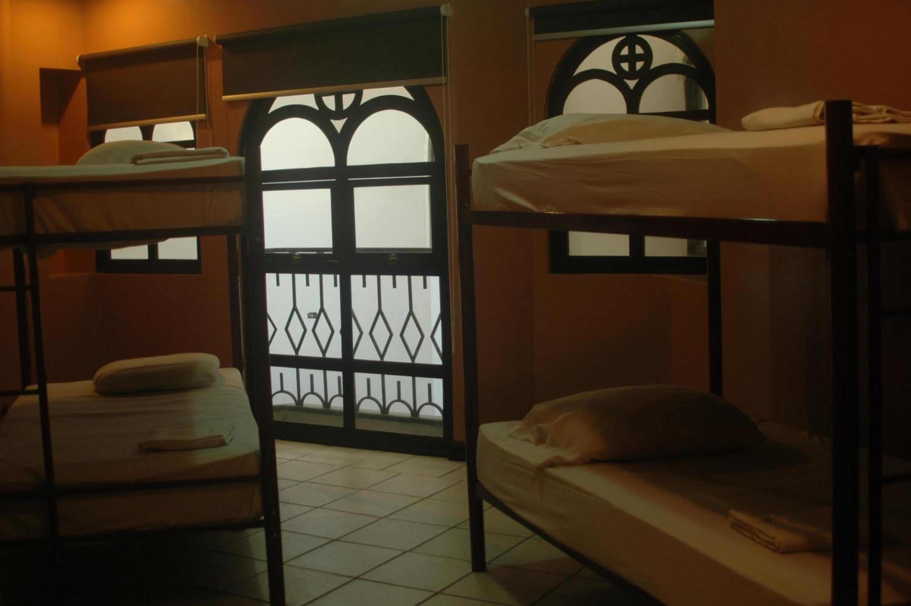 Bed in 4-Bed Female Dormitory Room photo 3