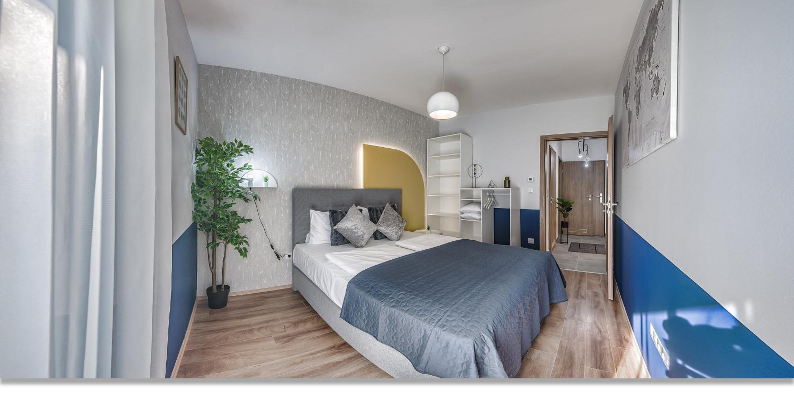 Apartment with Terrace - Photo 1