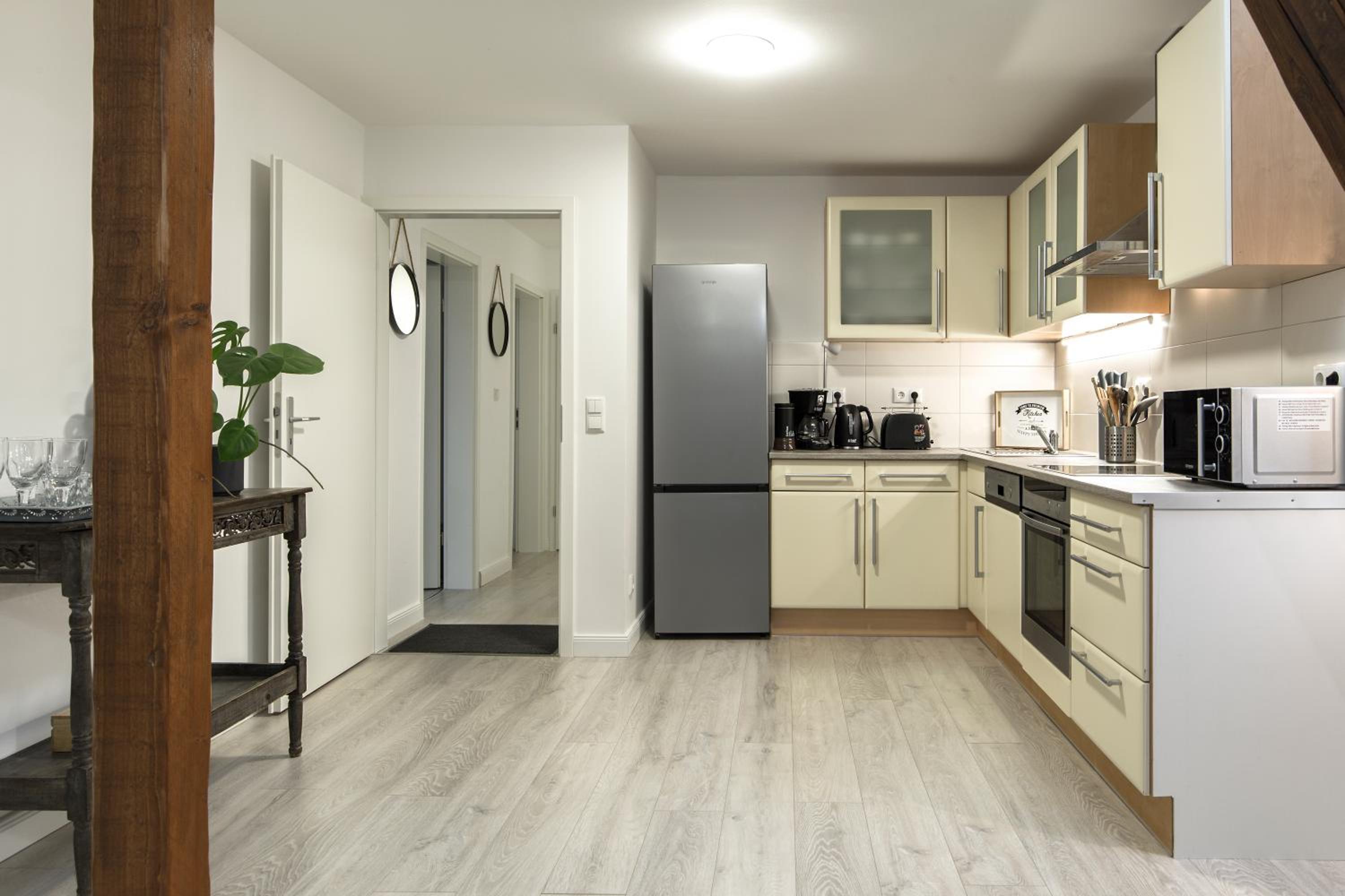 Apartment photo 2