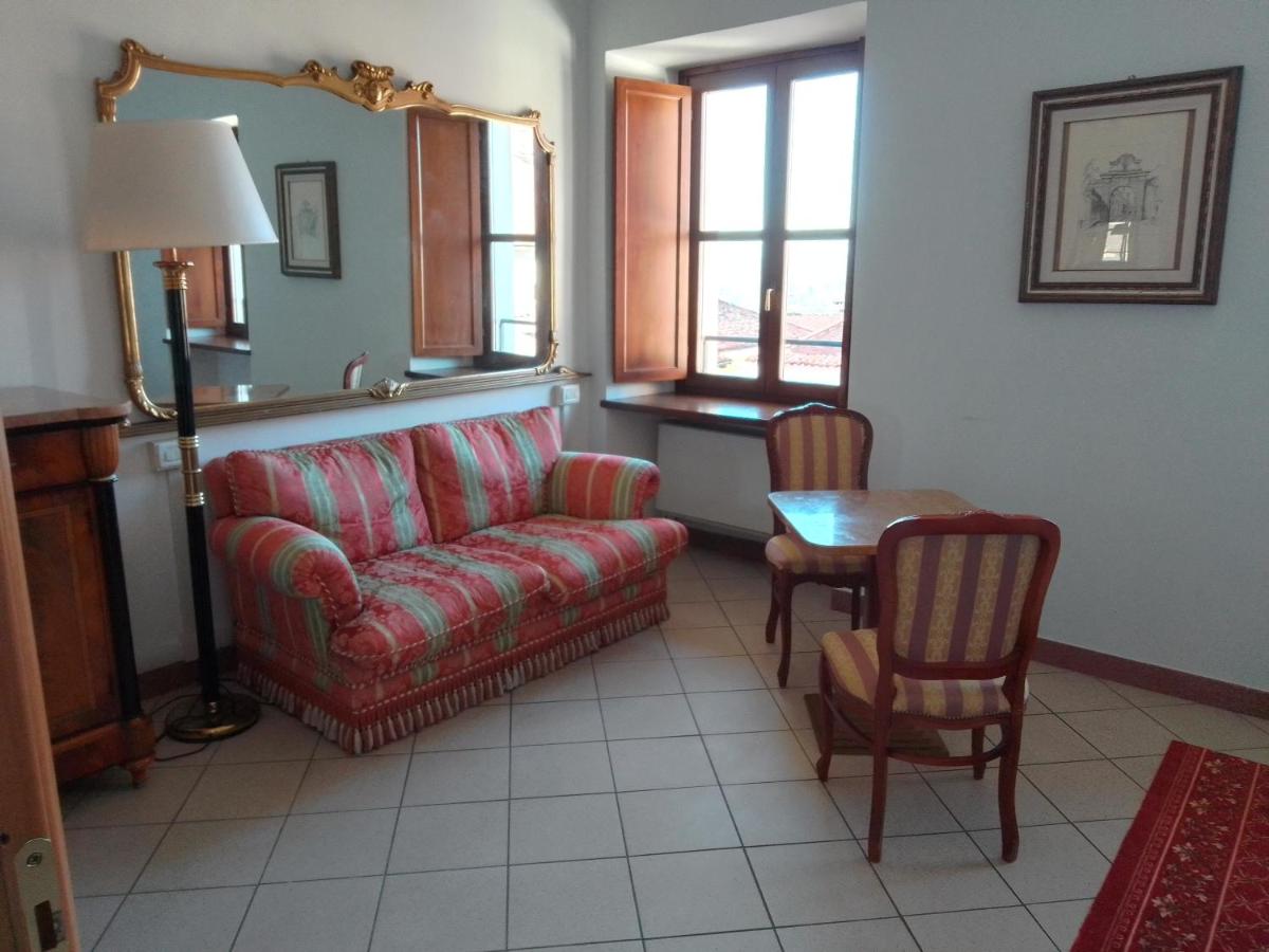 Suite with Mountain View