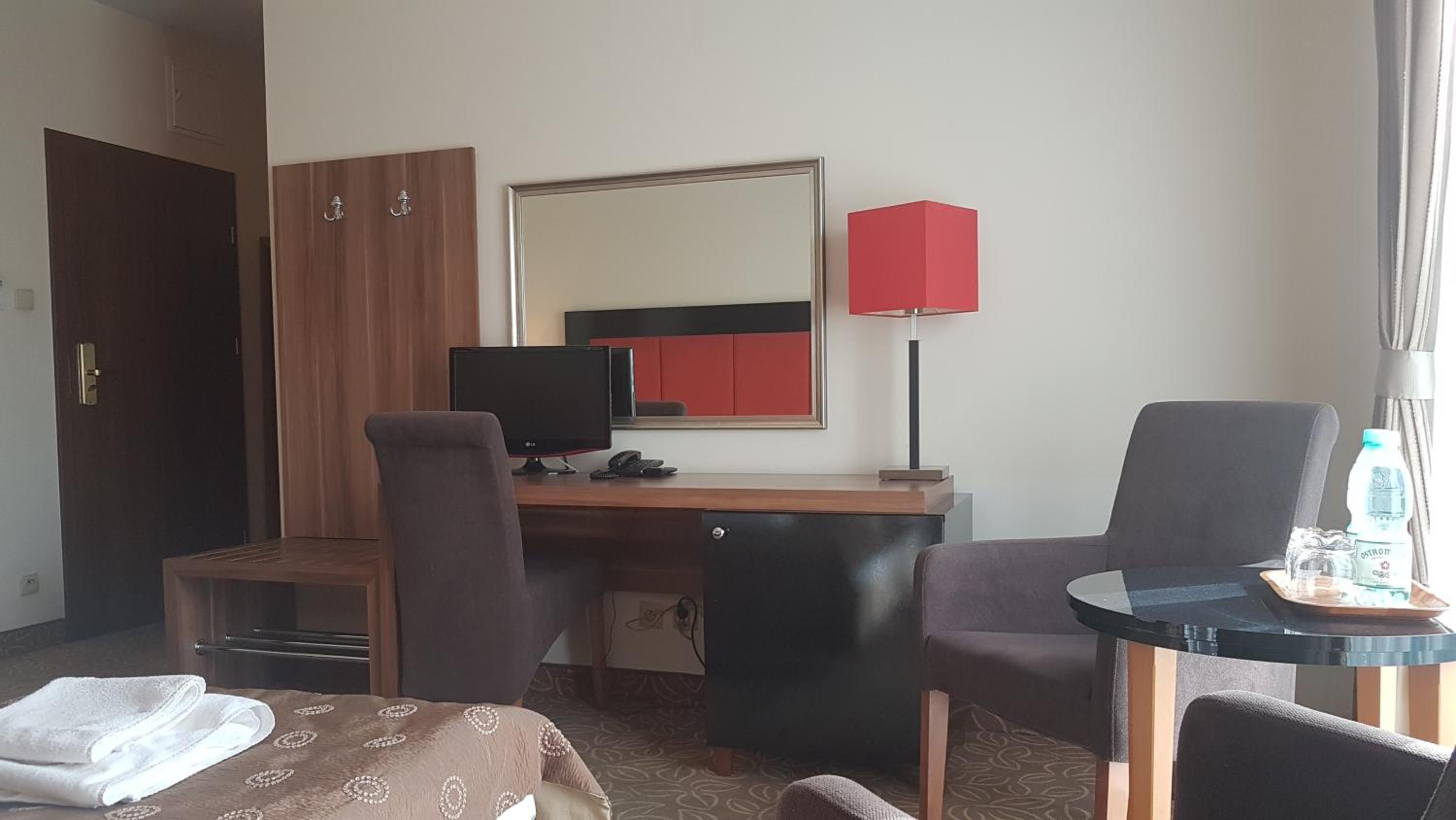 Double or Twin Room - Photo 3
