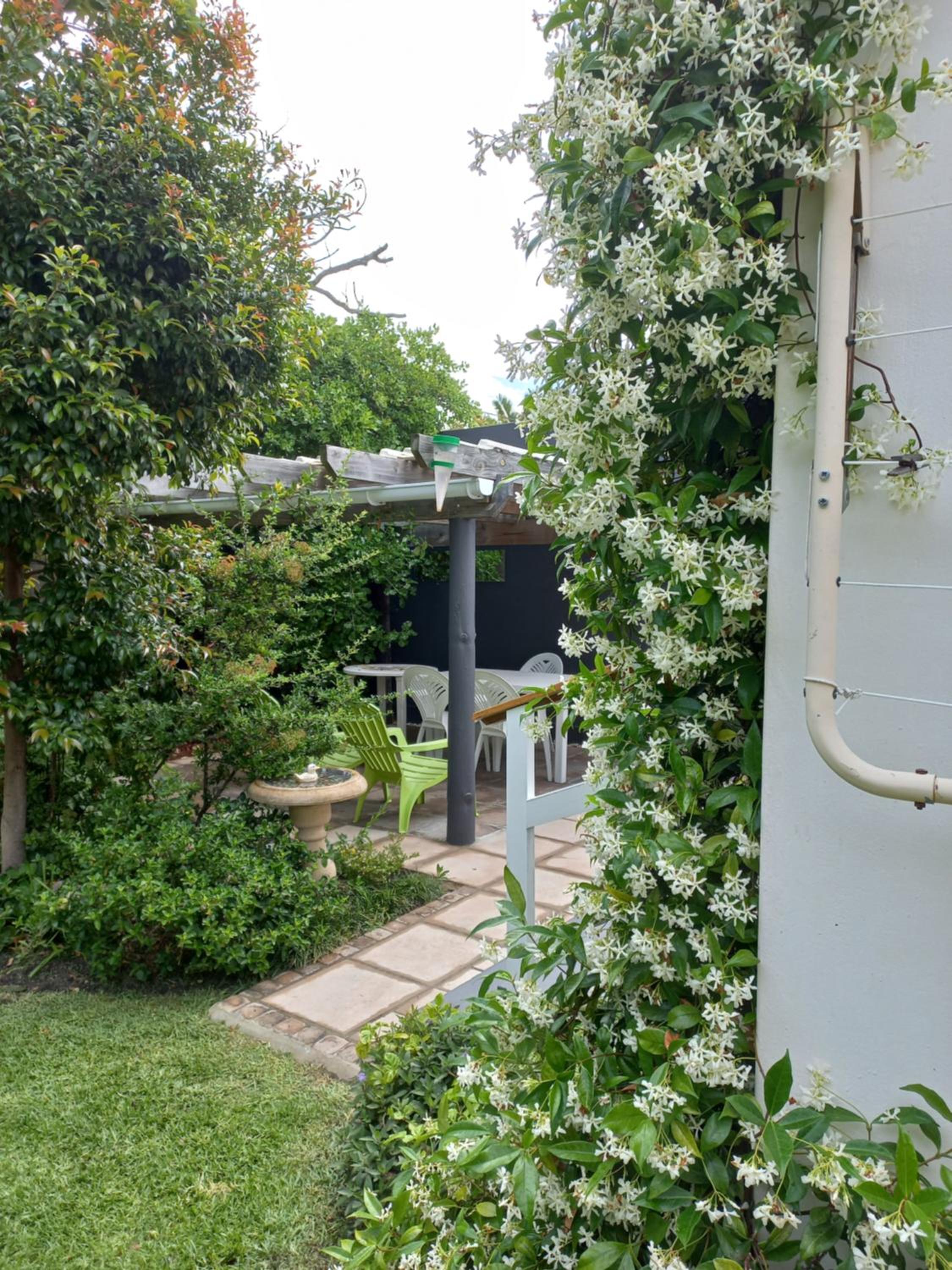 Three-Bedroom House - Photo 12