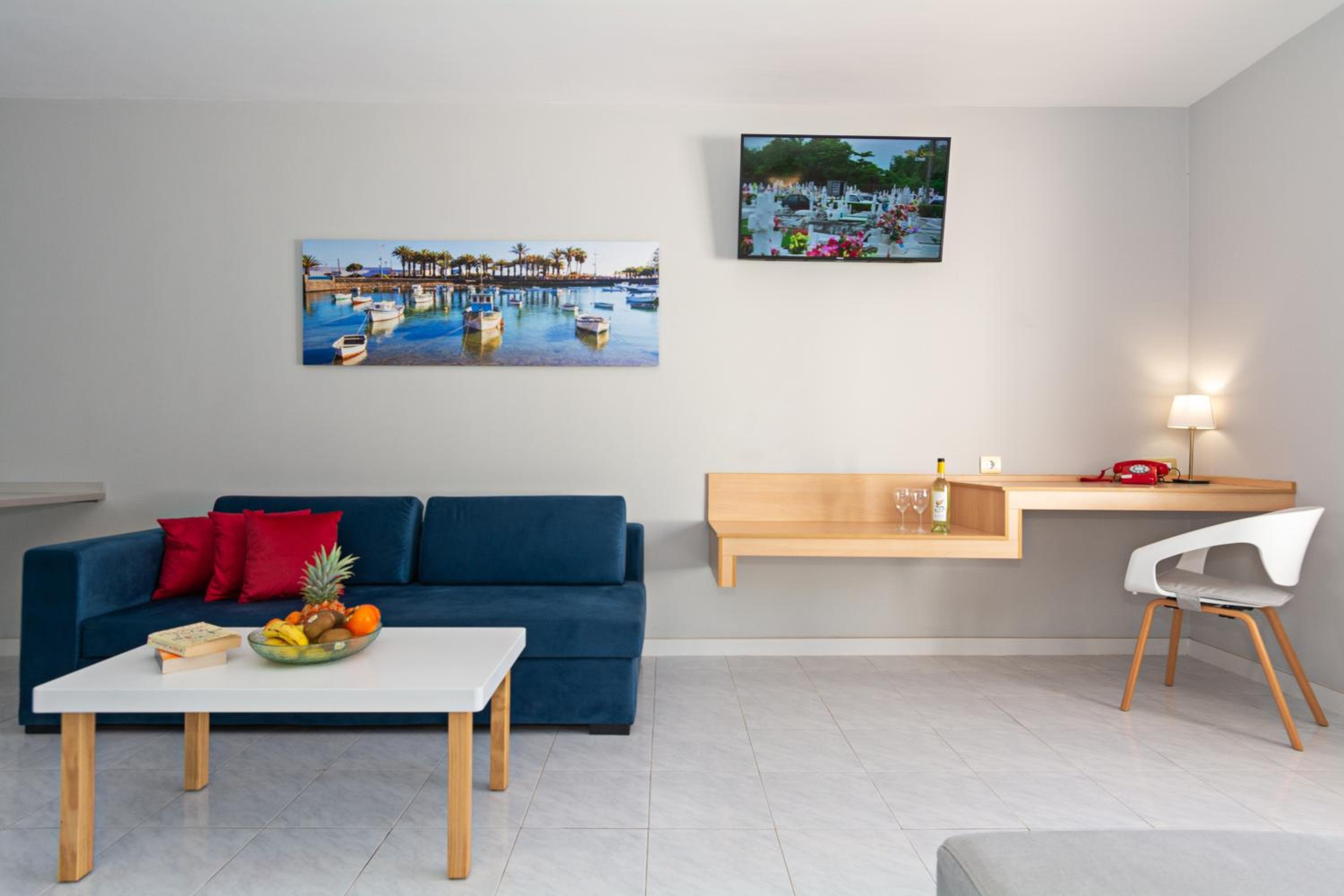 Studio Upper Floor (3 Adults) photo 3