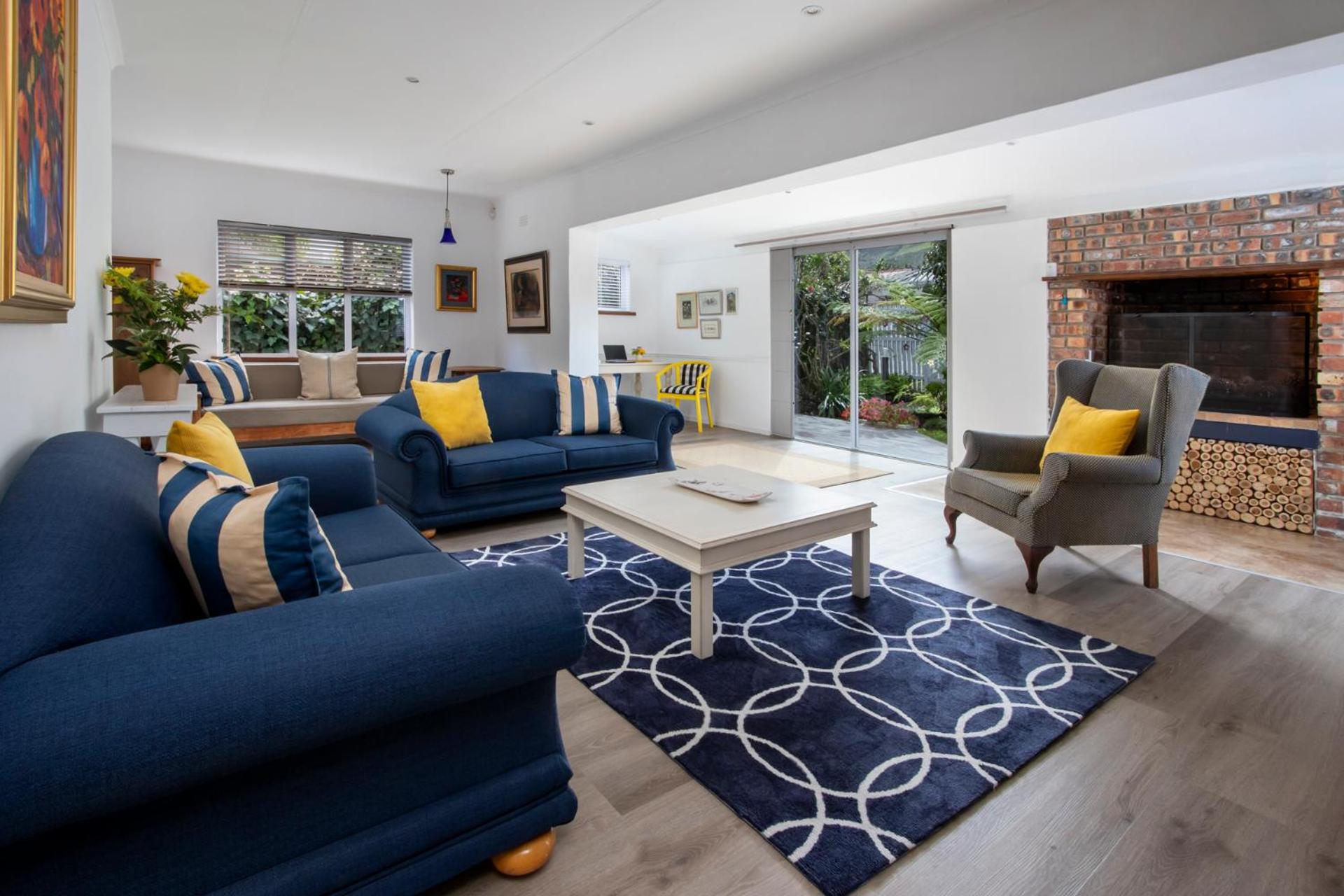 Three-Bedroom House - Photo 17