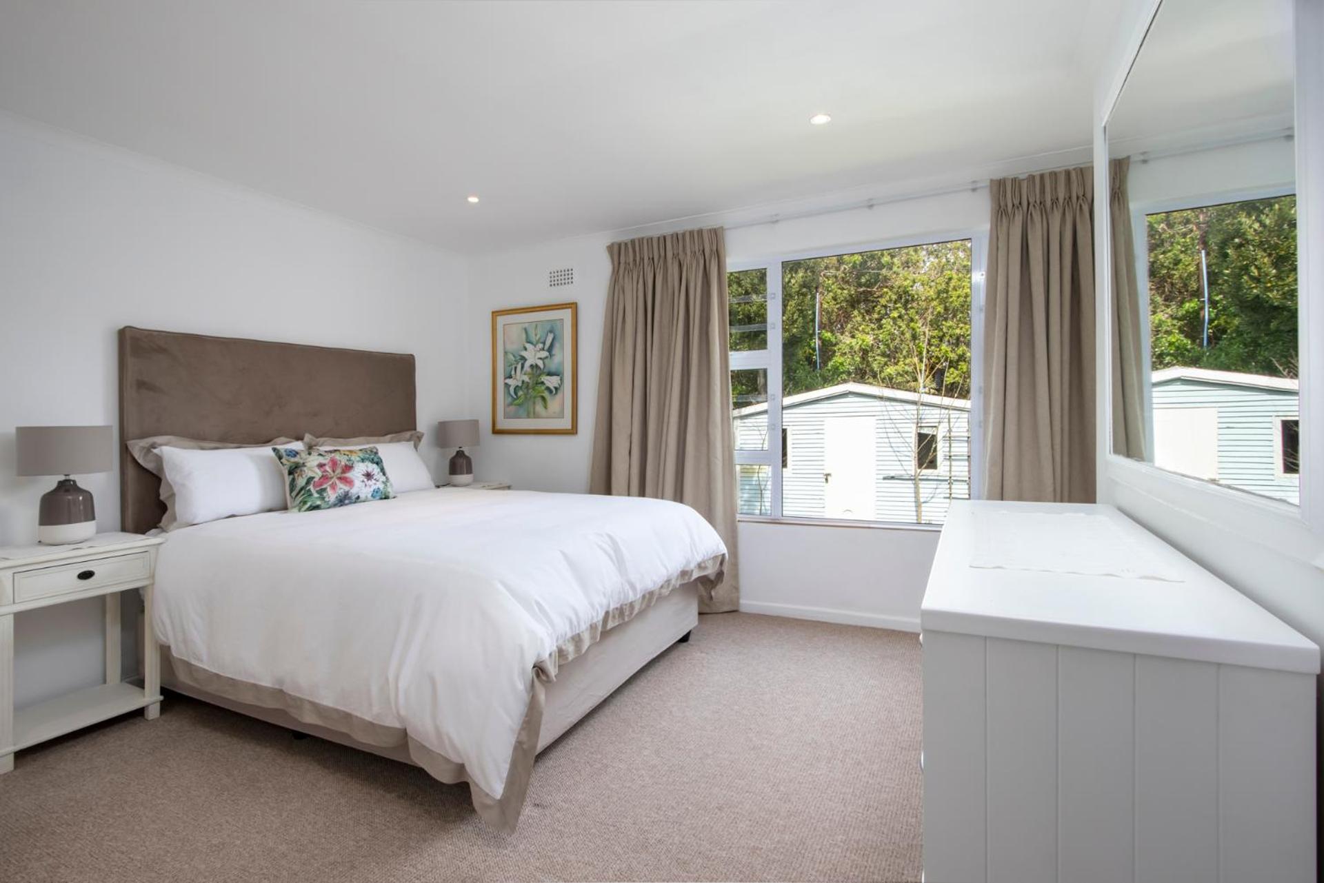 Three-Bedroom House - Photo 19