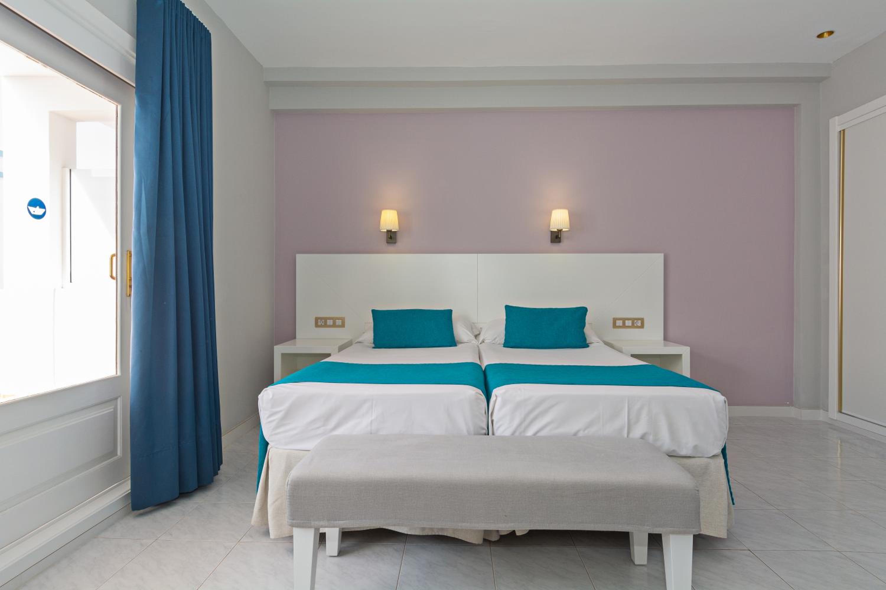 Studio with Pool View (Ground Floor)