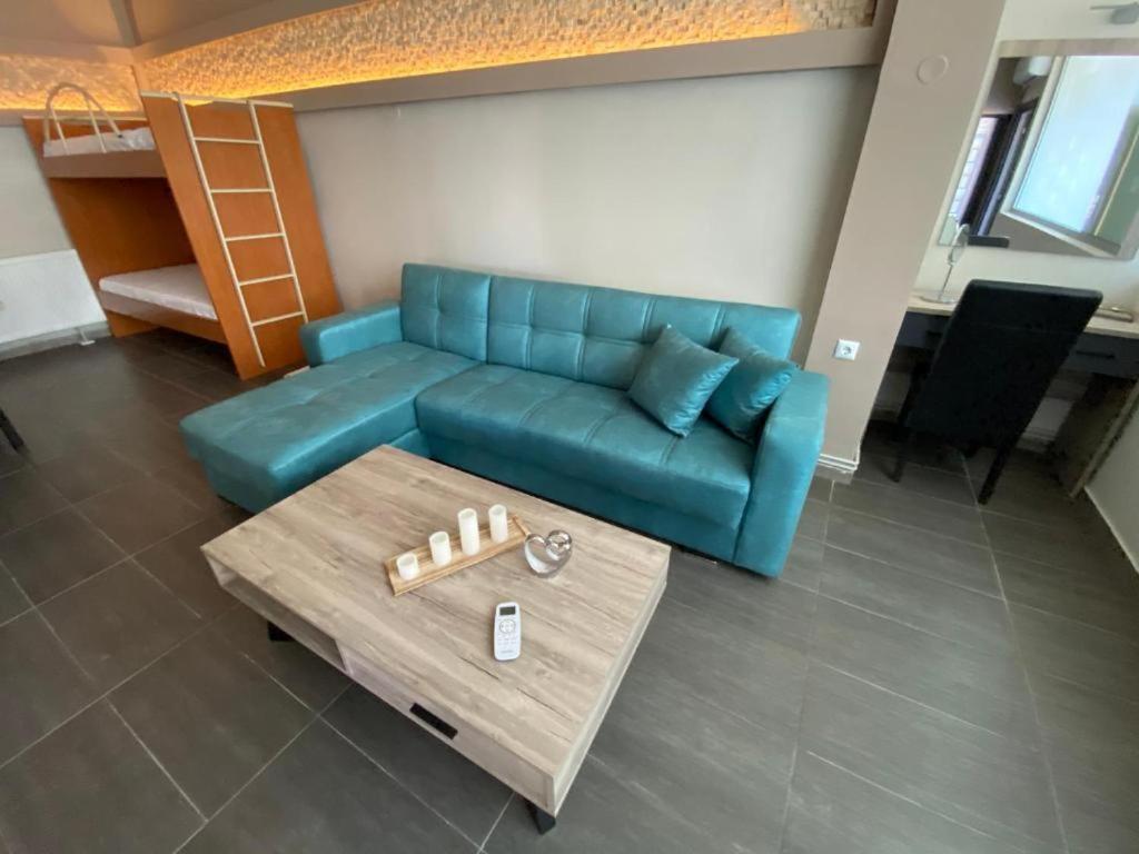 Deluxe Double Room with Balcony and Sea View photo 3
