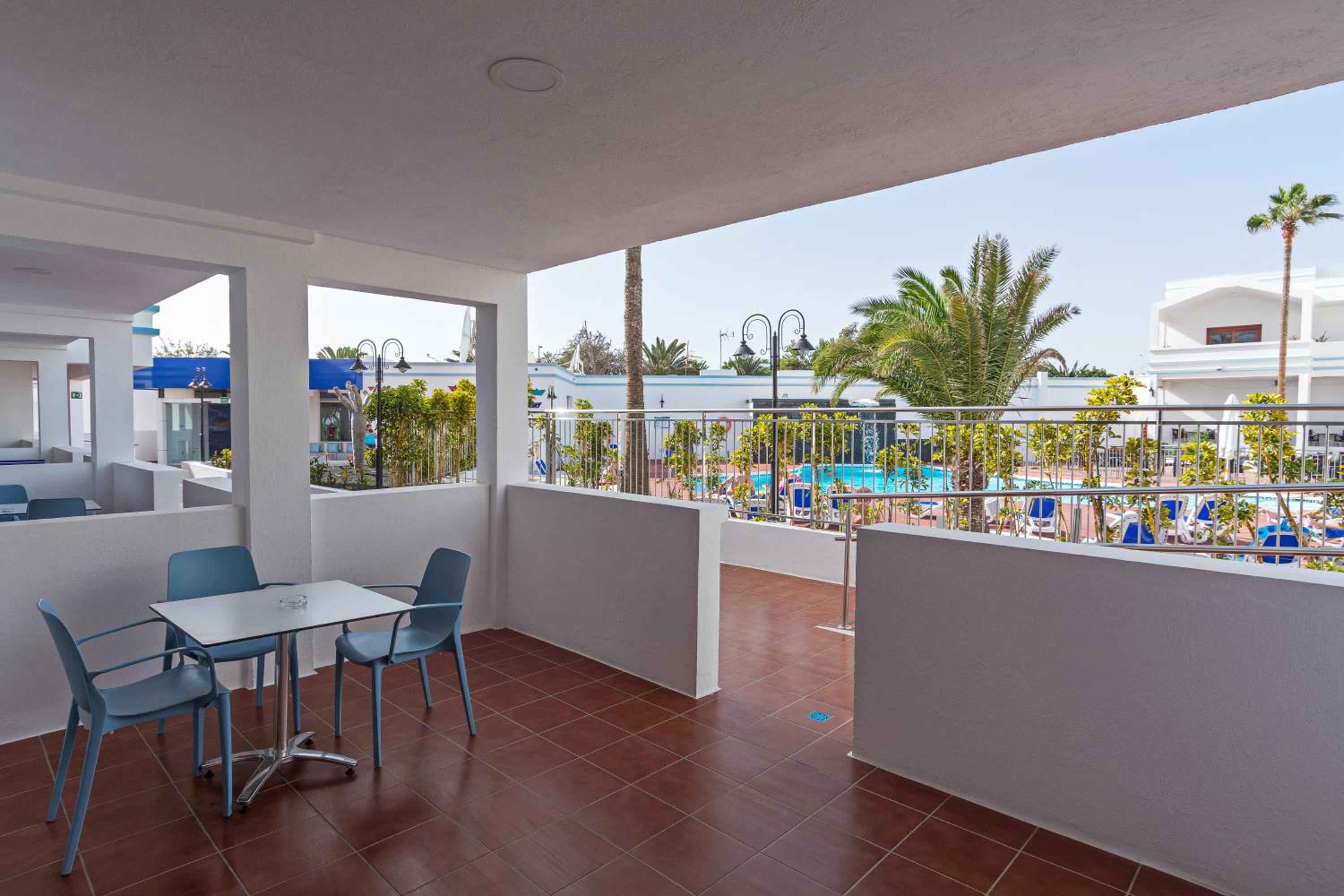Studio with Pool View (Ground Floor) photo 3