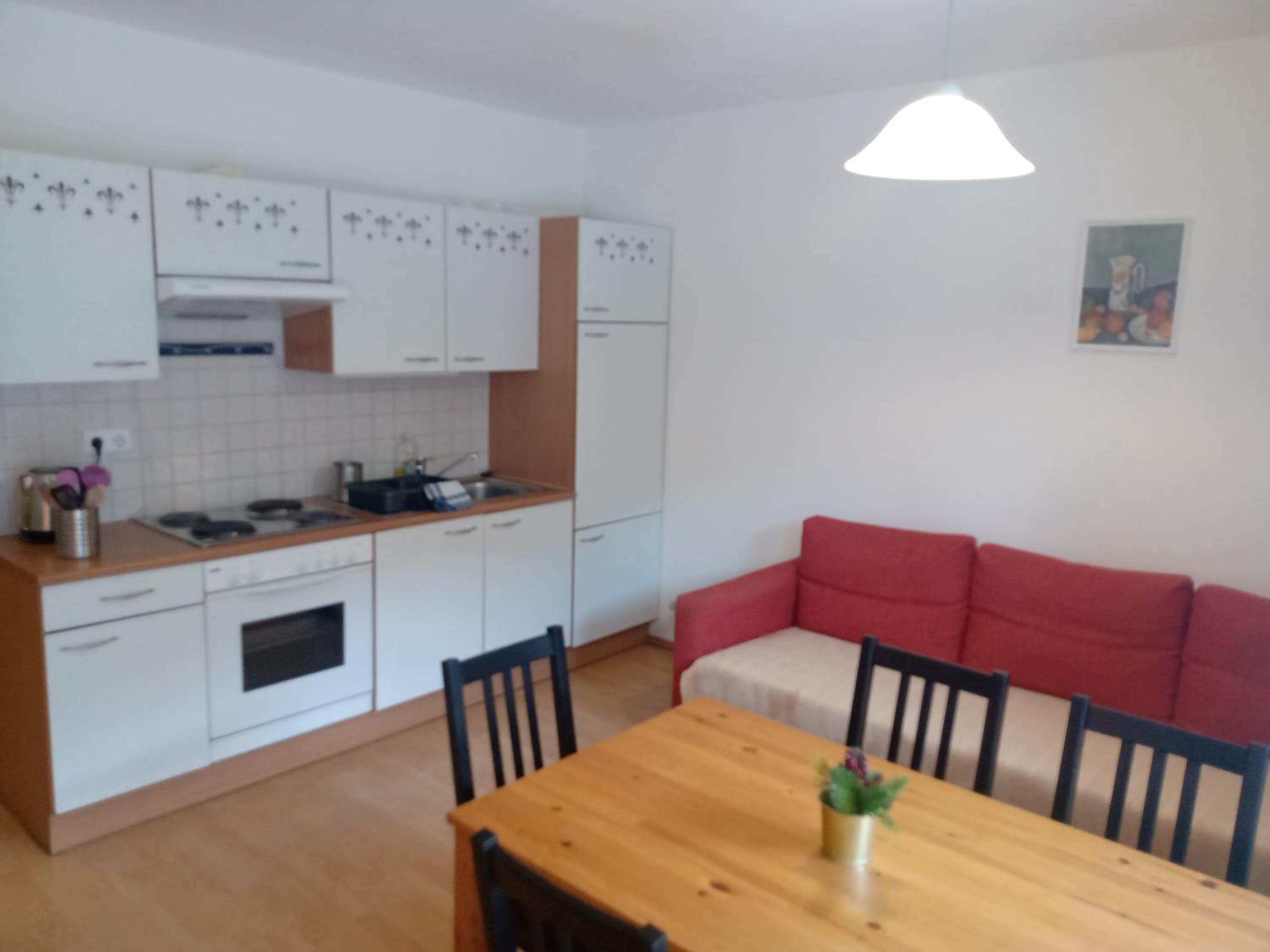 One-Bedroom Apartment - Photo 12