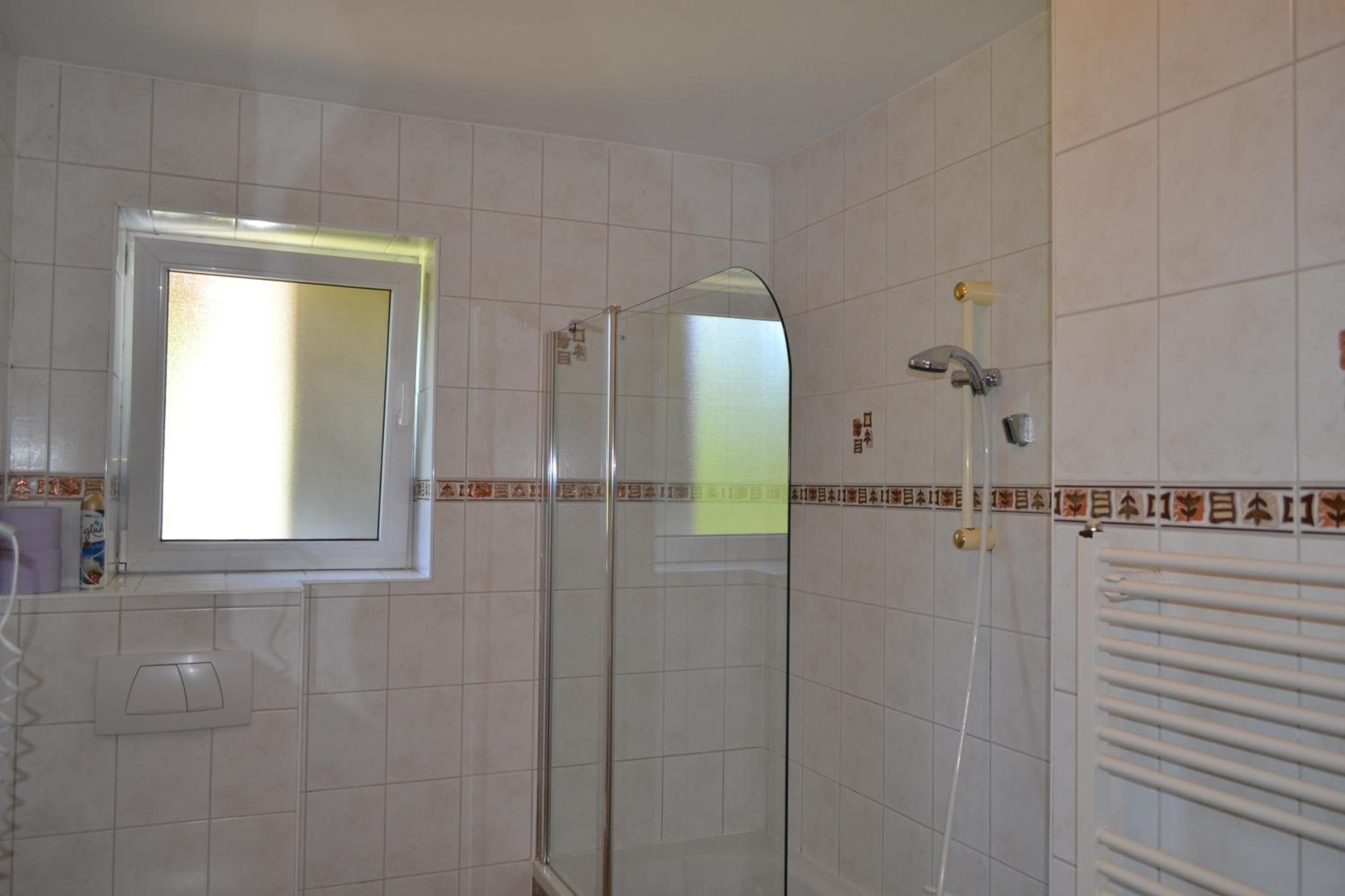 Three-Bedroom Apartment - Photo 3