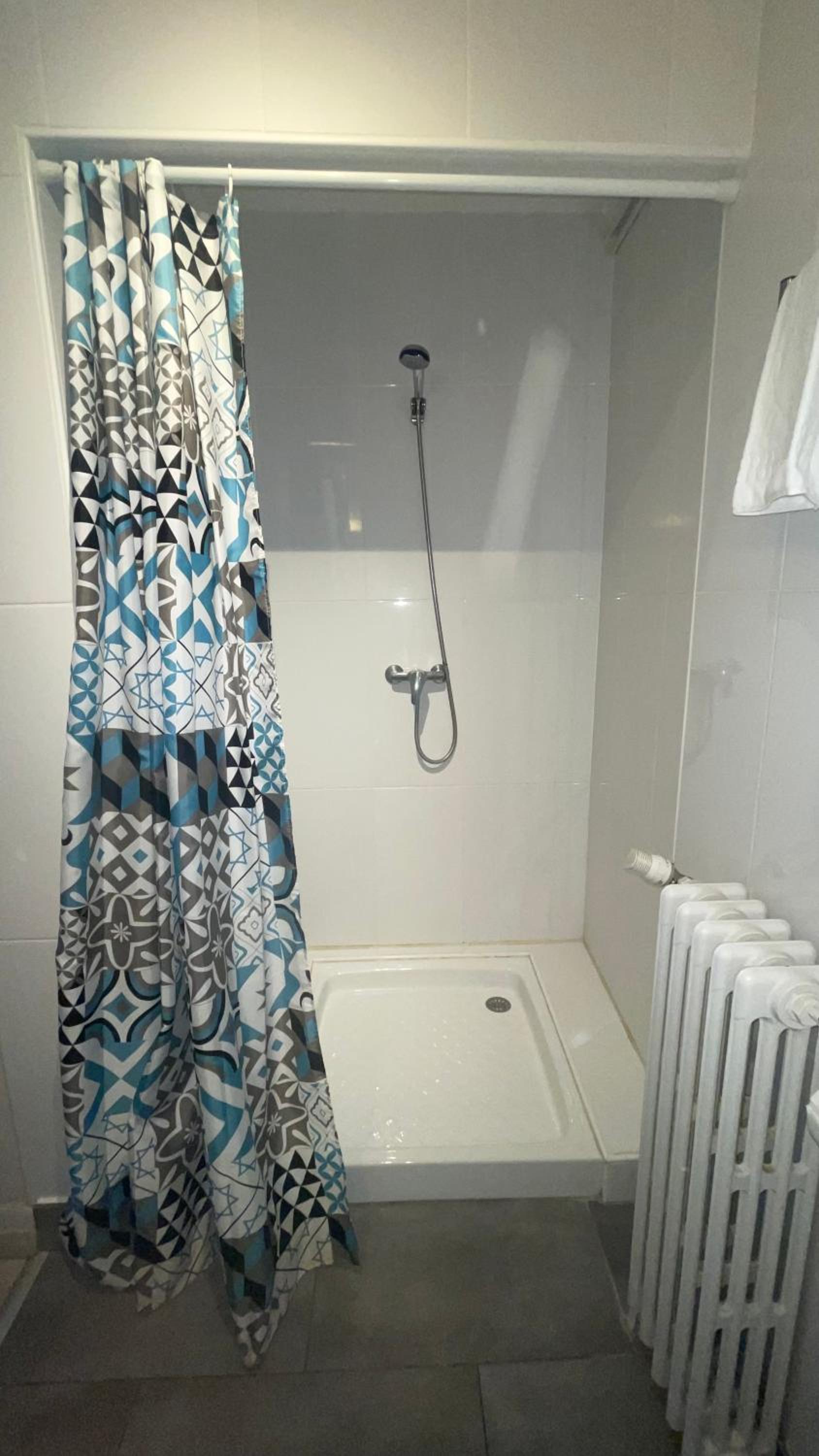 Triple Room - Photo 7