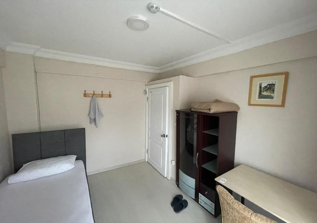 Standard Single Room photo 2