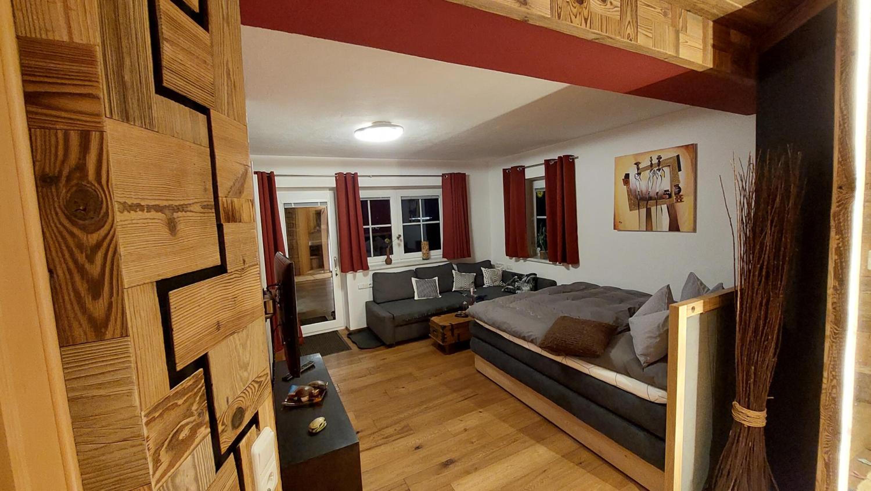 One-Bedroom Apartment with Shower photo 1