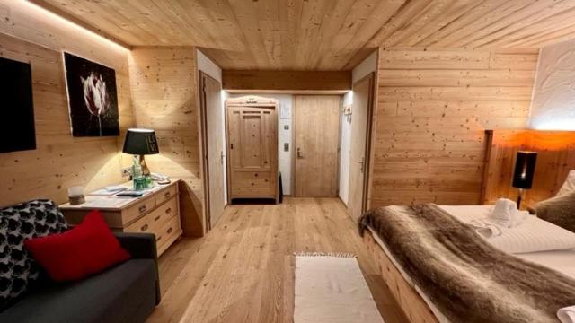 Large Double Room photo 2