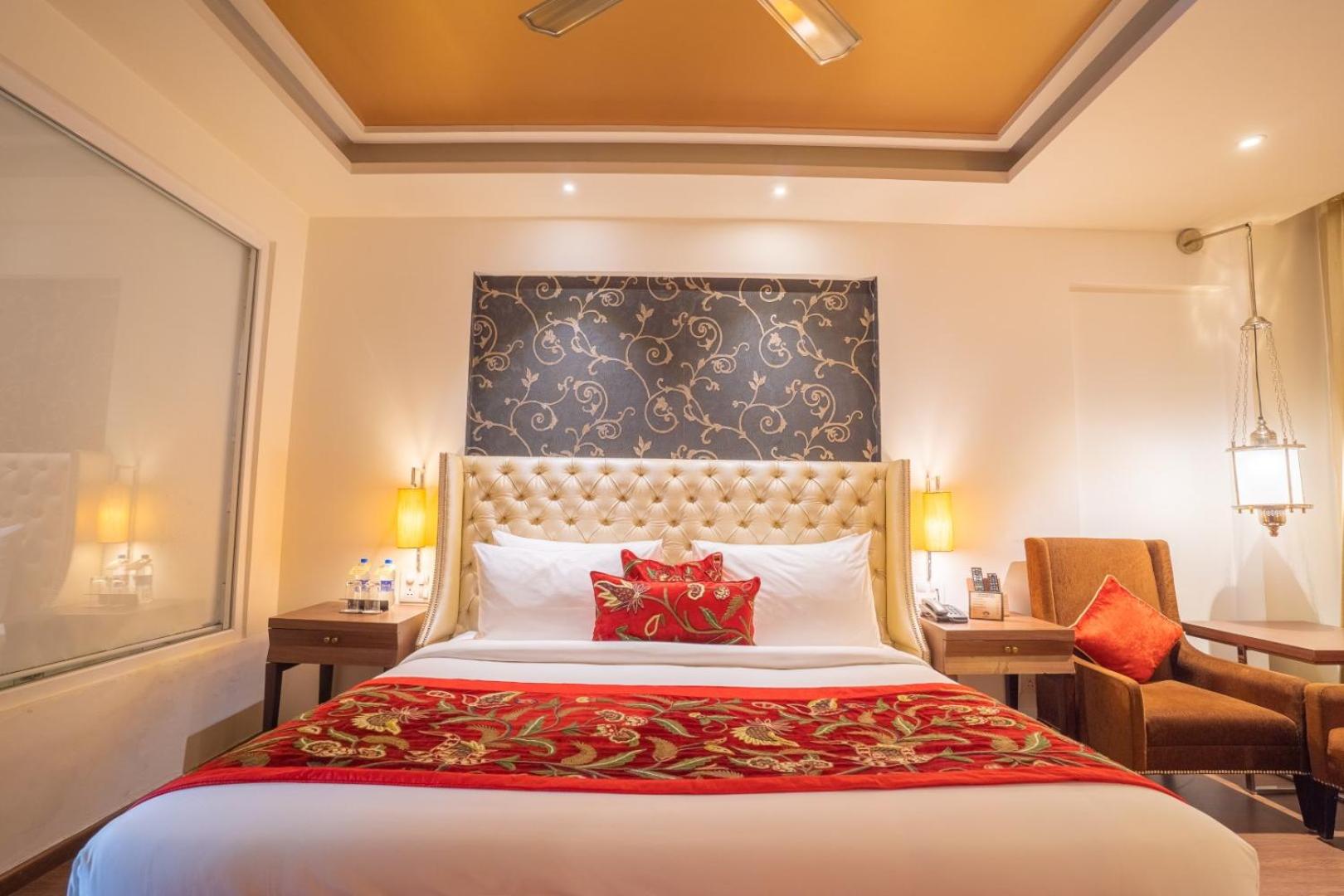 Double Room with Balcony photo 3