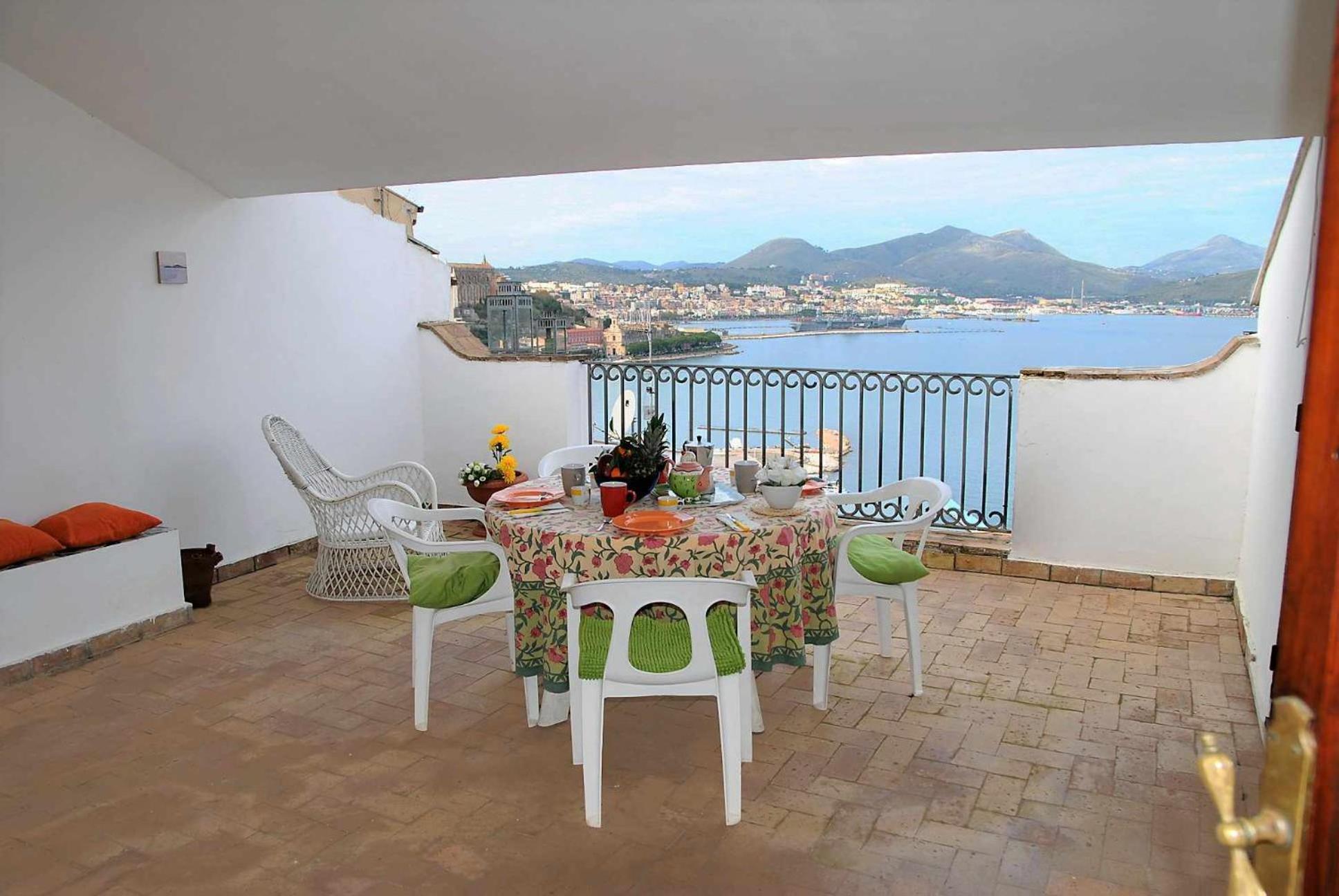 Apartment with Sea View - Photo 61