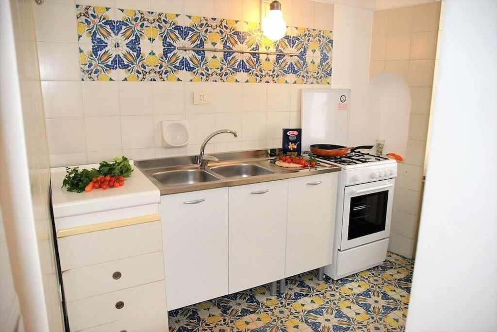 Apartment with Sea View - Photo 46
