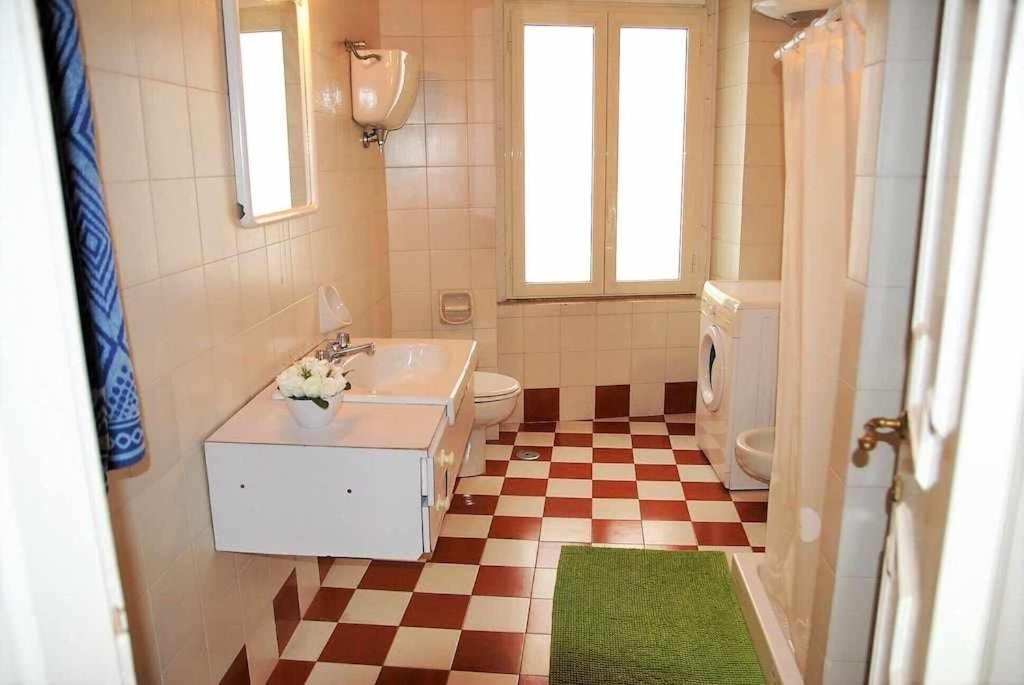 Apartment with Sea View - Photo 40
