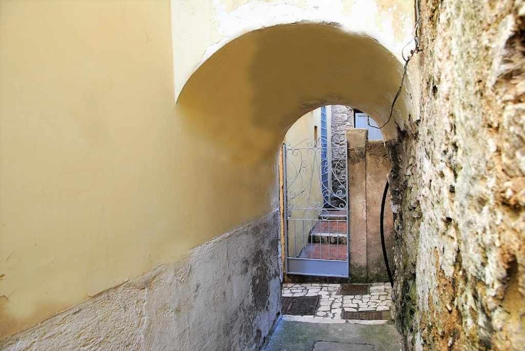 Apartment - Photo 26