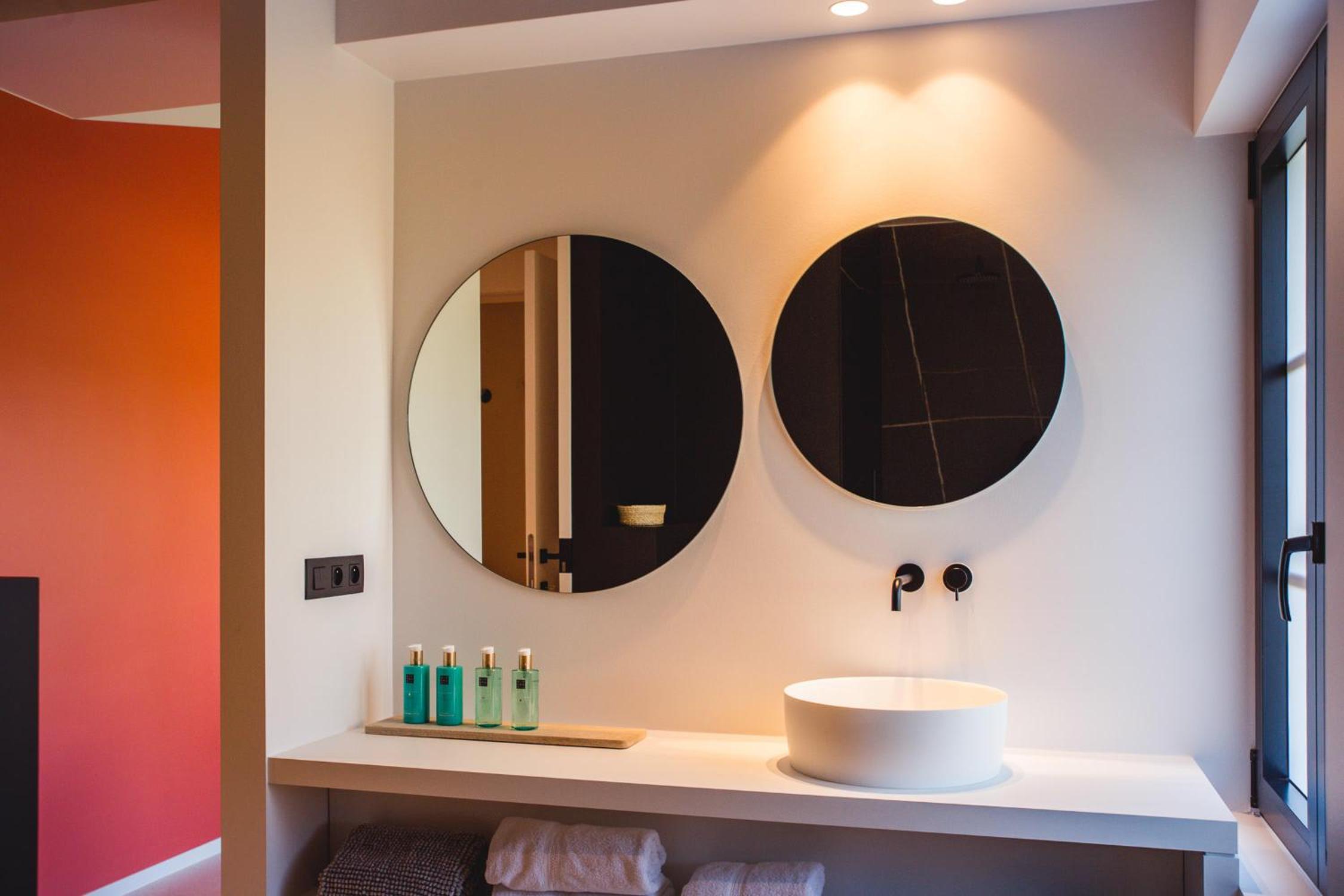 Deluxe Double Or Twin Room photo 2