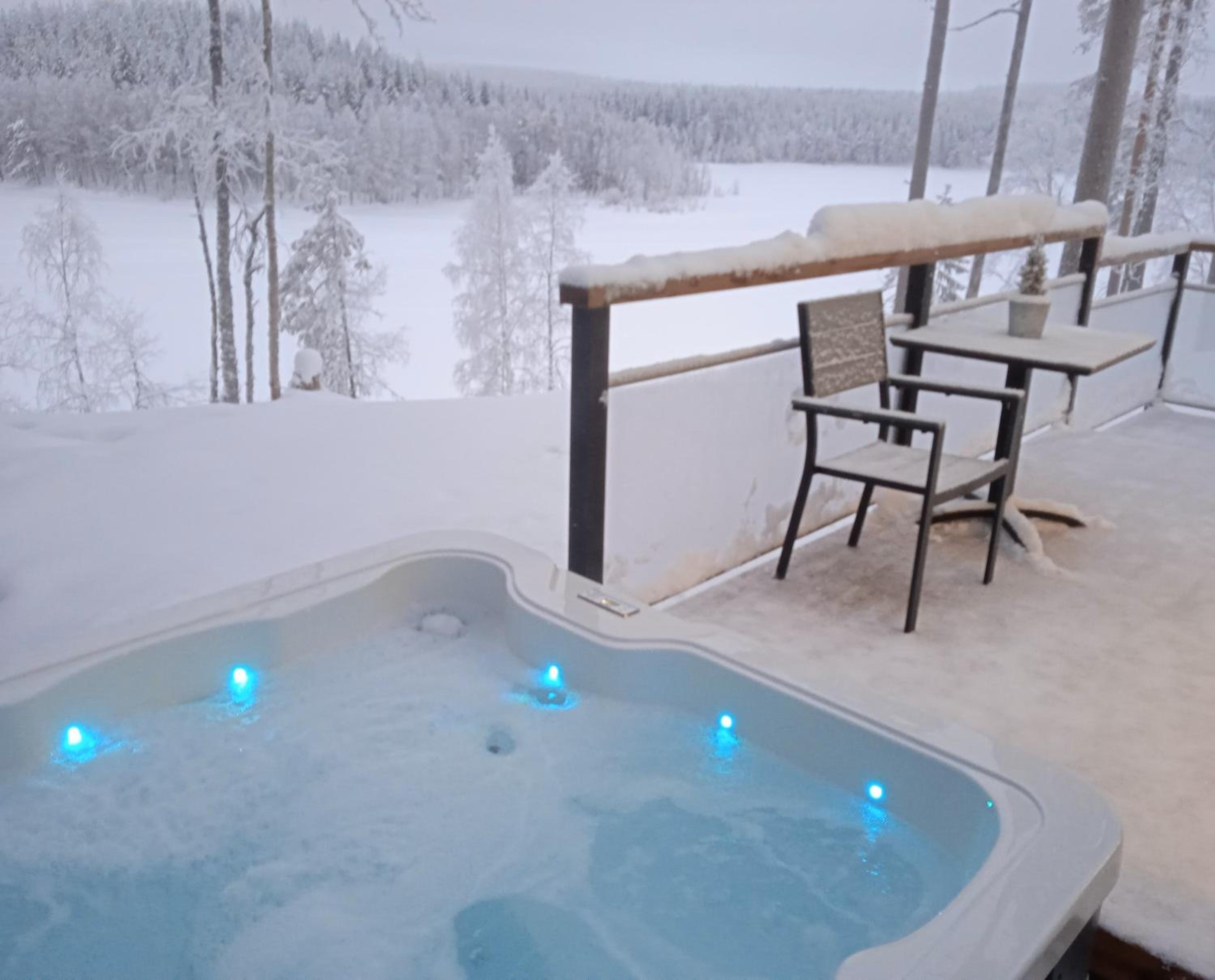 Studio with Spa Bath - Photo 22