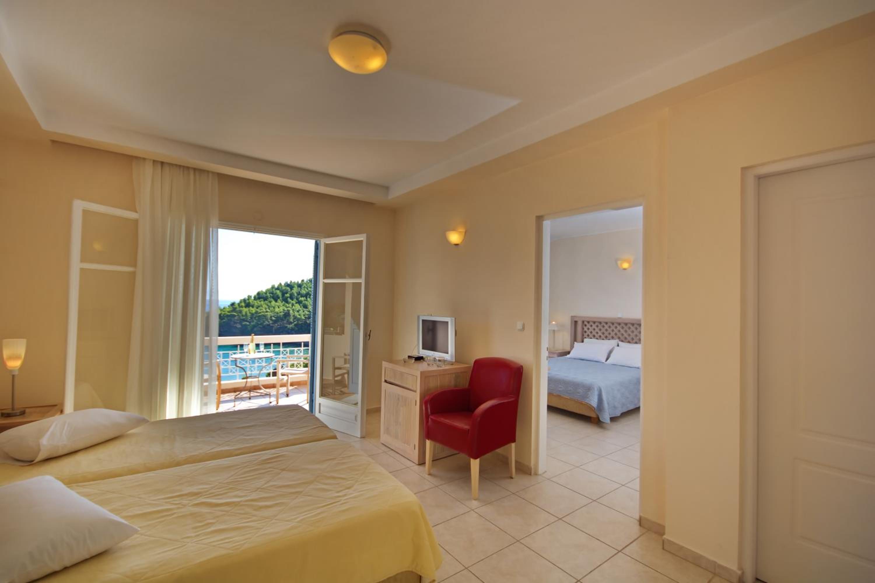 Family Suite with Private Pool