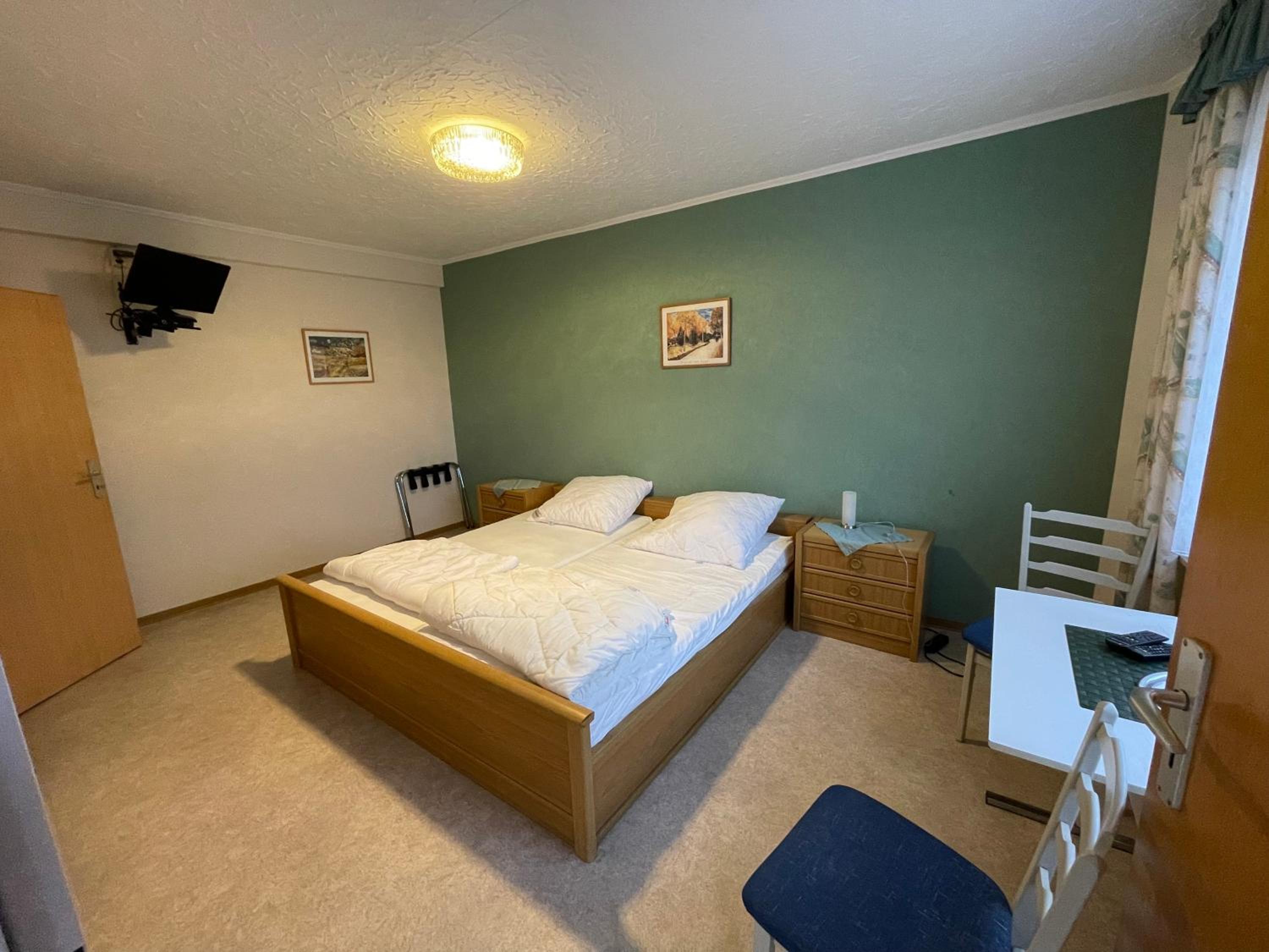 Budget Double Room photo 1