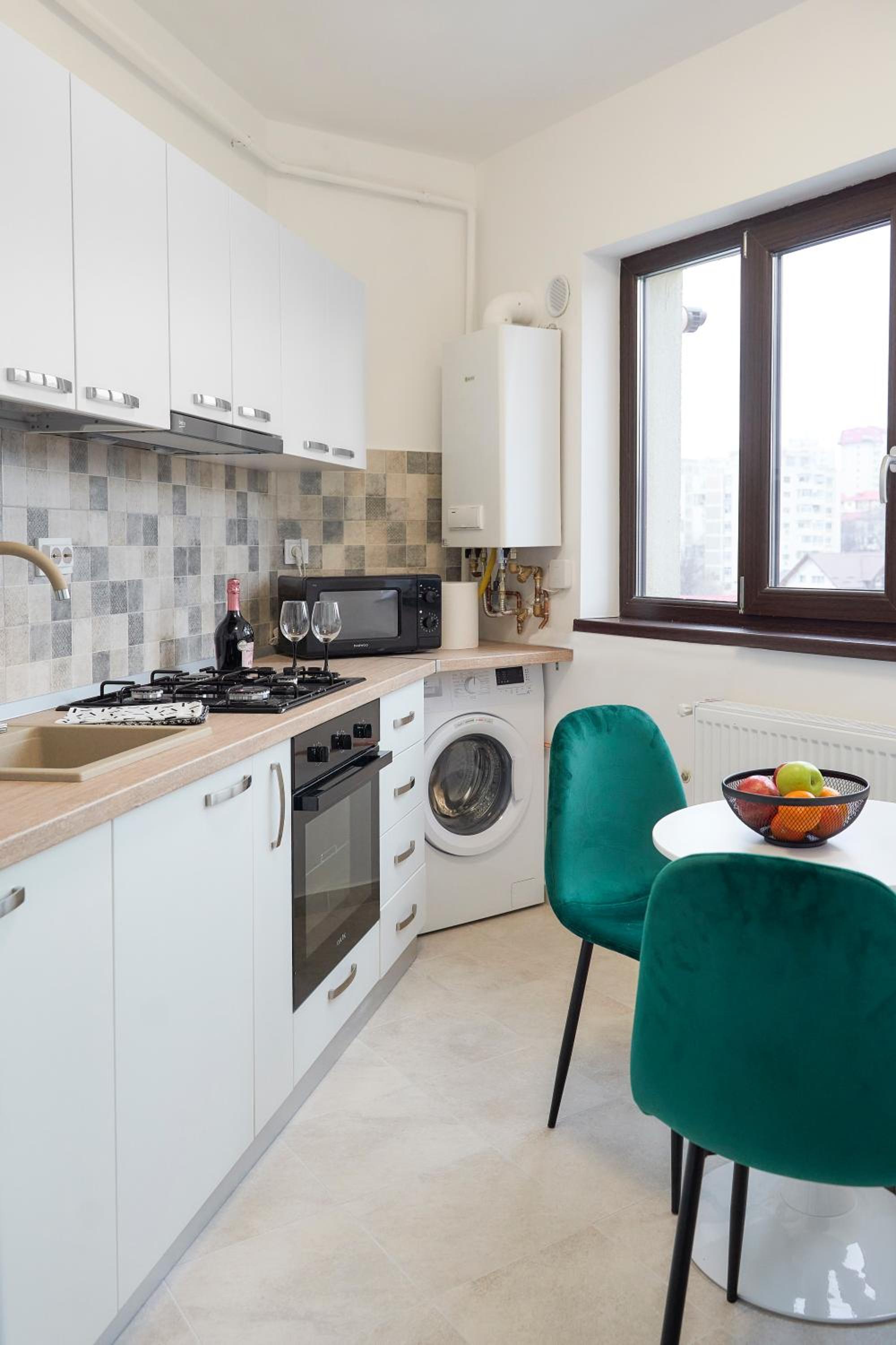 Apartment with Terrace - Photo 21