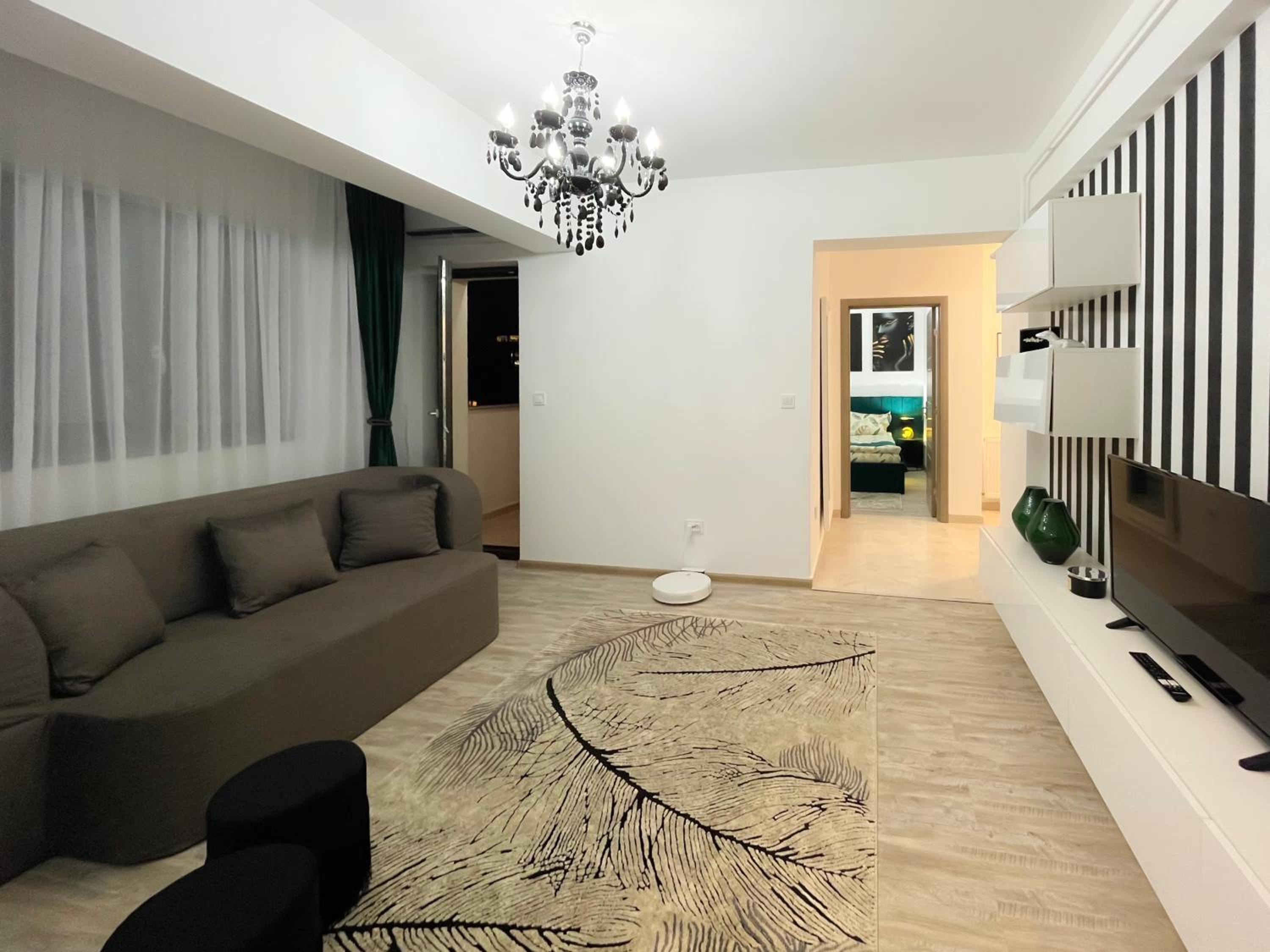 Apartment with Terrace - Photo 22