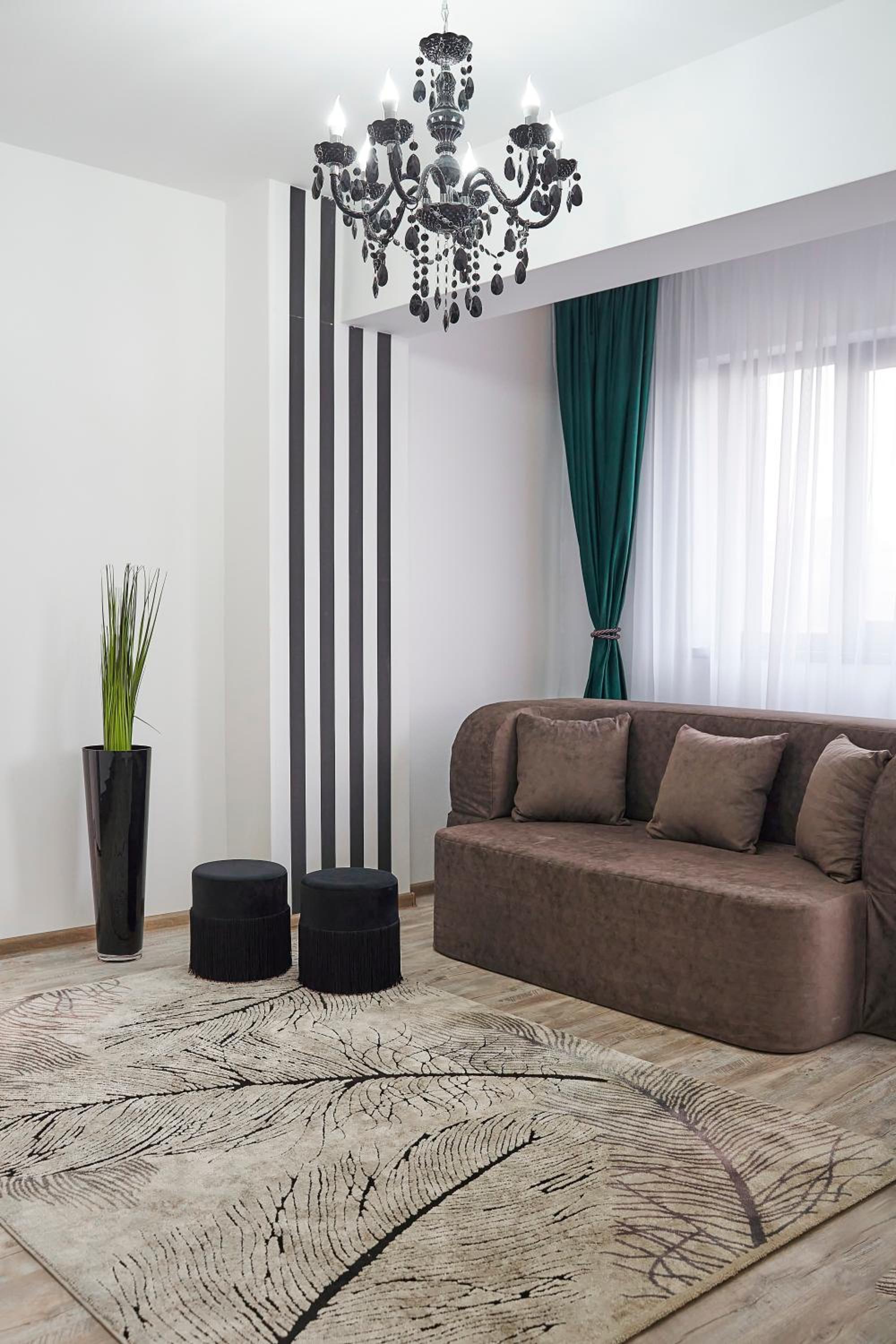 Apartment with Terrace - Photo 14