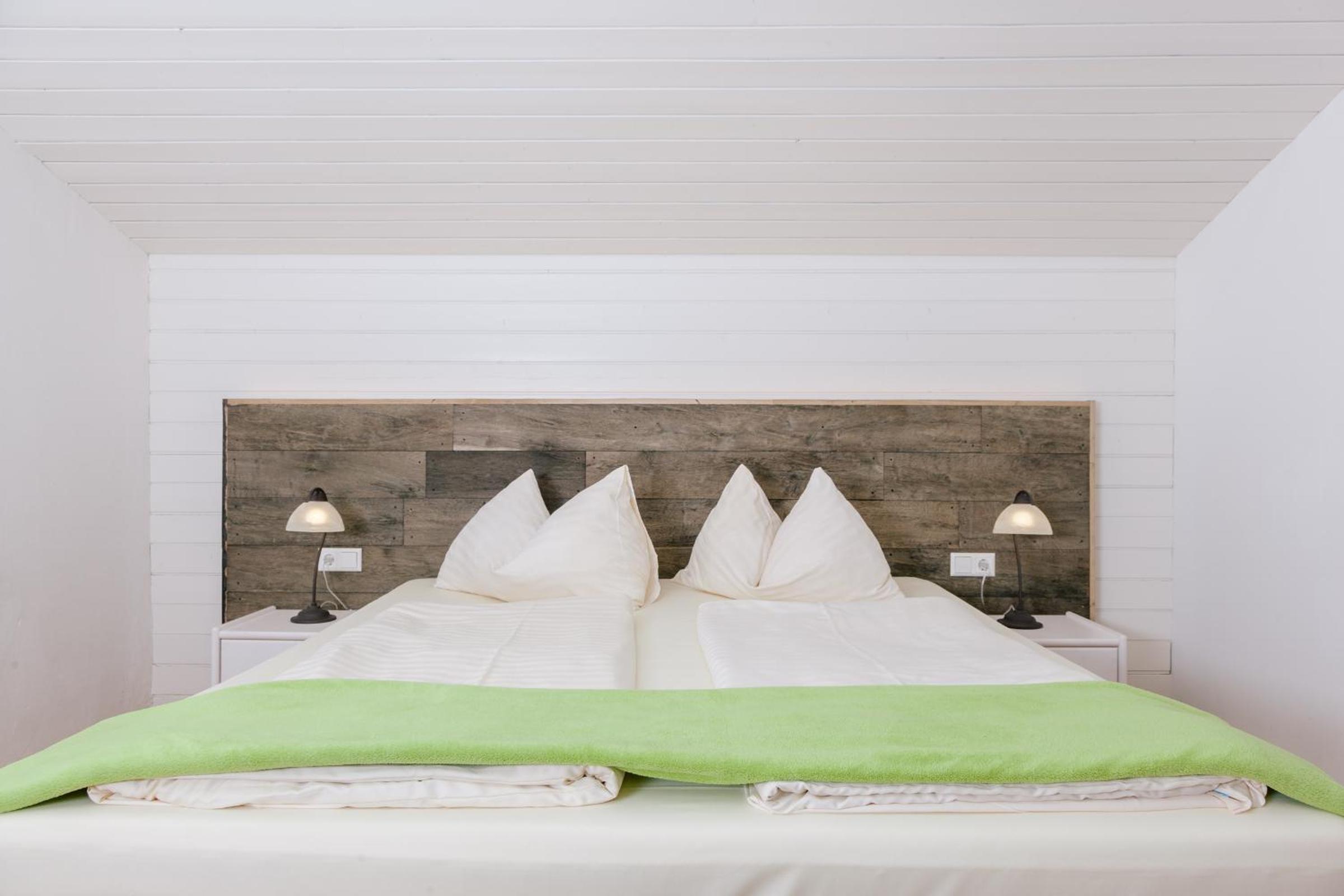 Junior Suite with Garden View - Photo 2