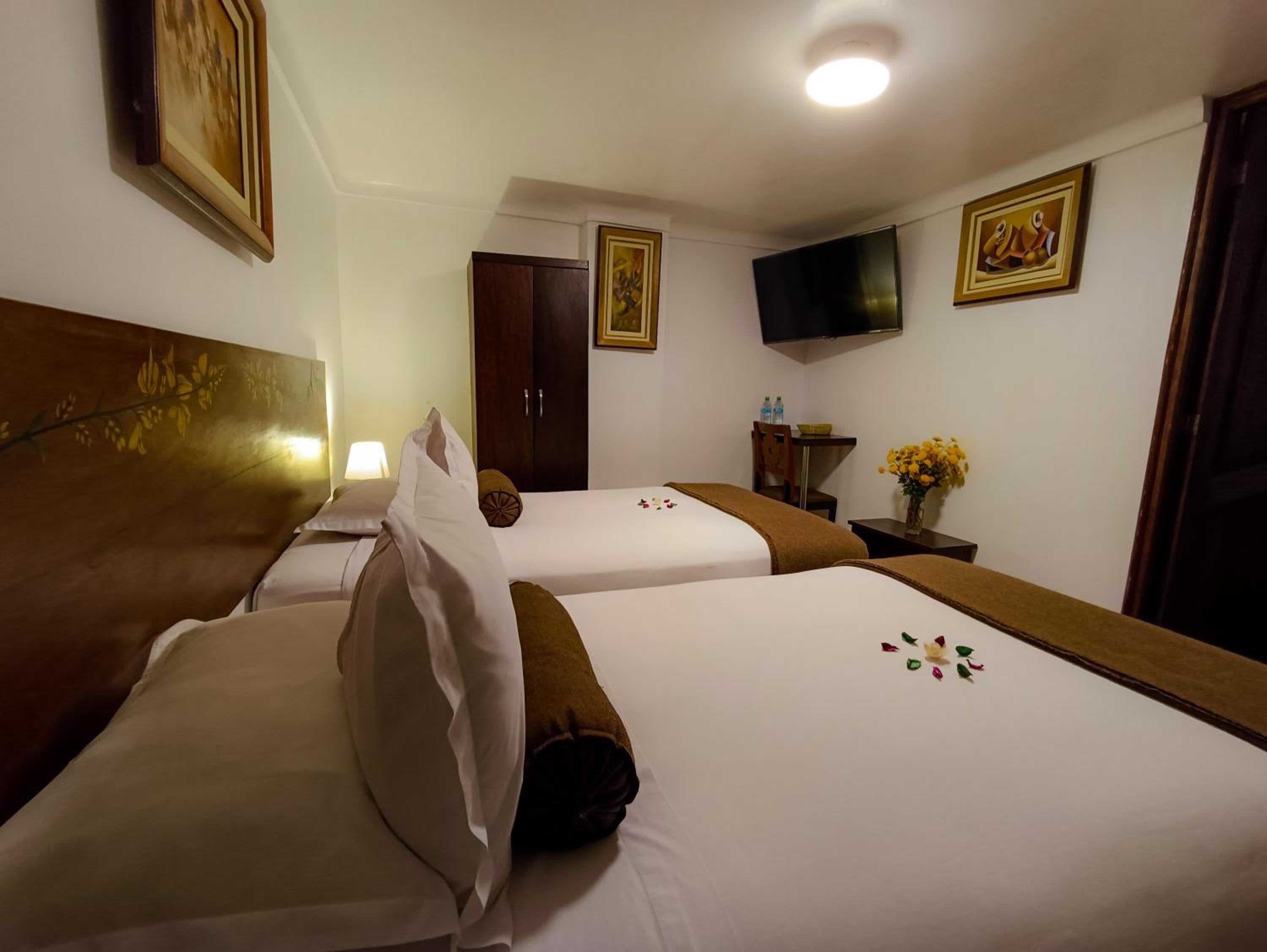 Superior Twin Room - Photo 7
