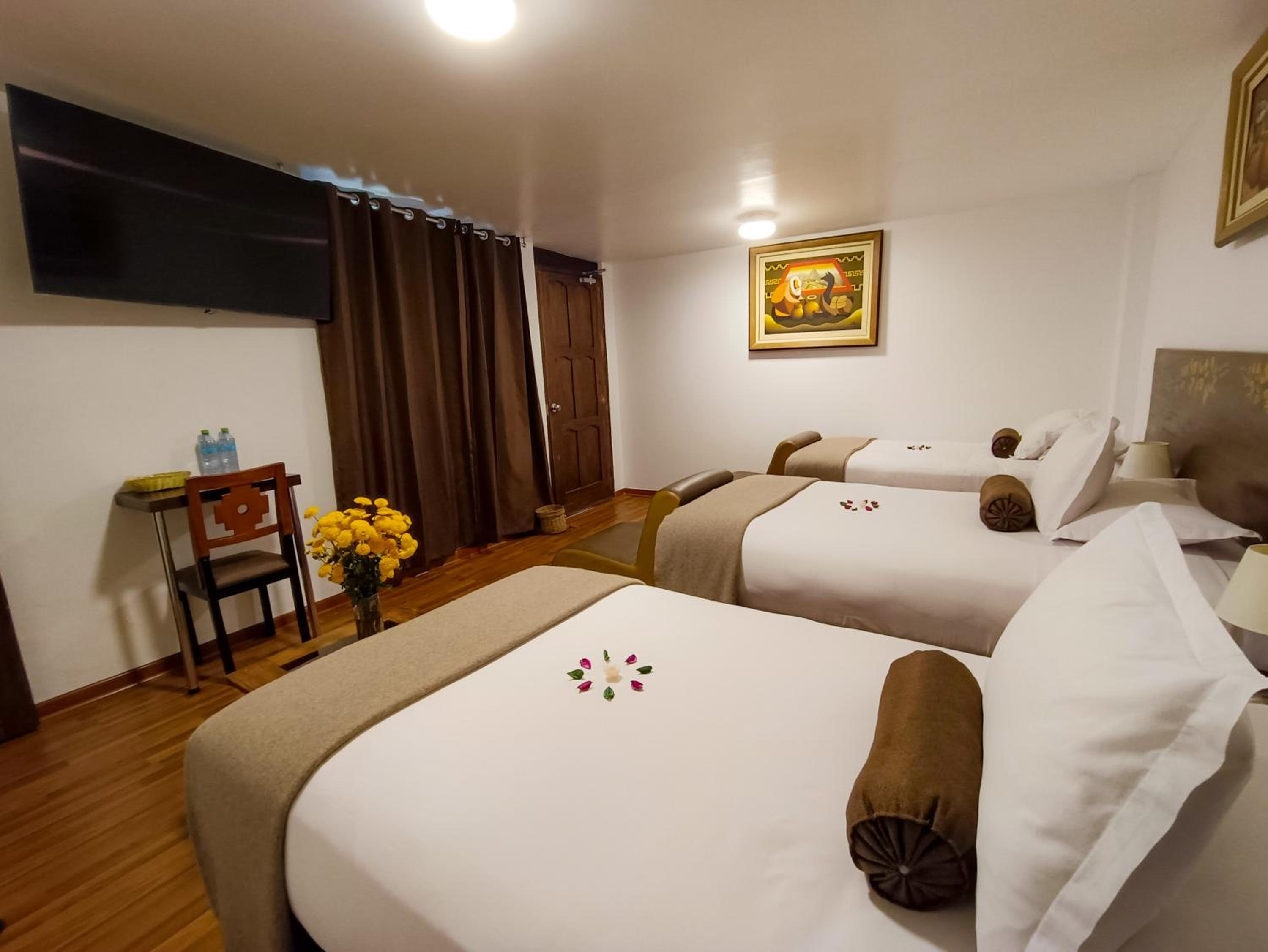 Triple Room with Private Bathroom - Photo 6