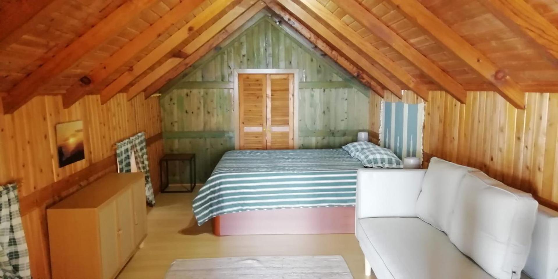 One-Bedroom House photo 2
