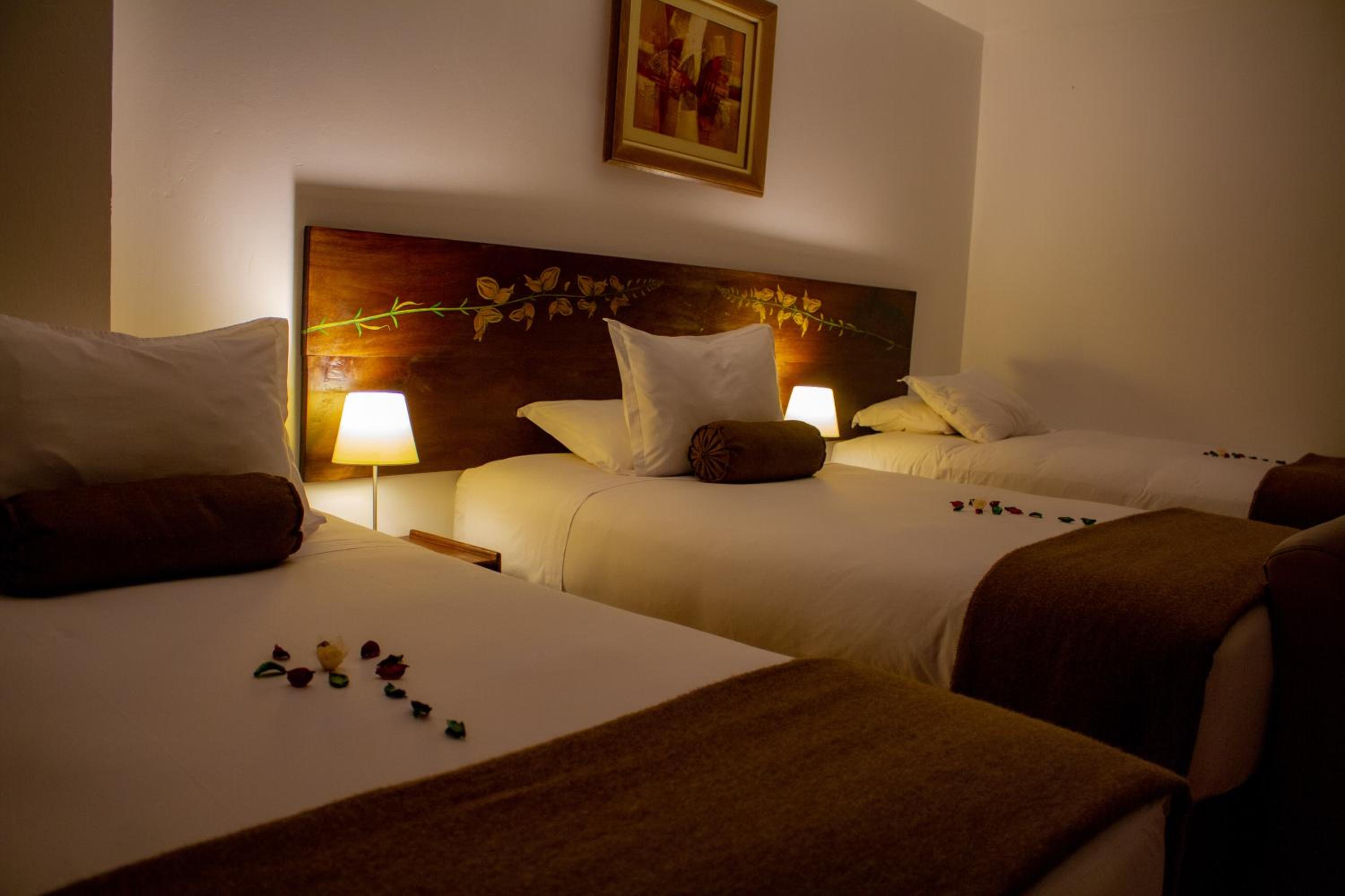 Triple Room with Private Bathroom - Photo 20