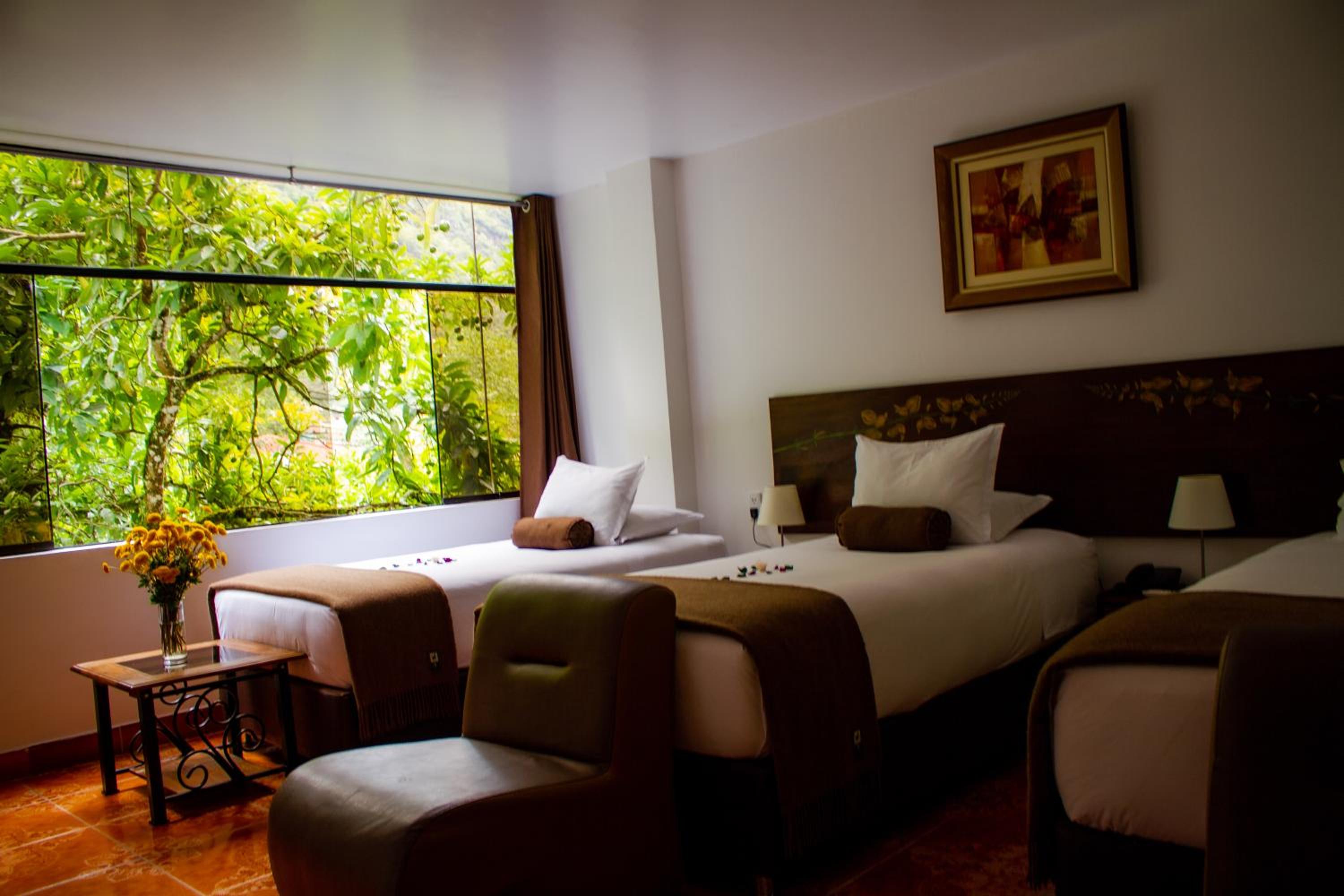 Triple Room with Private Bathroom - Photo 21