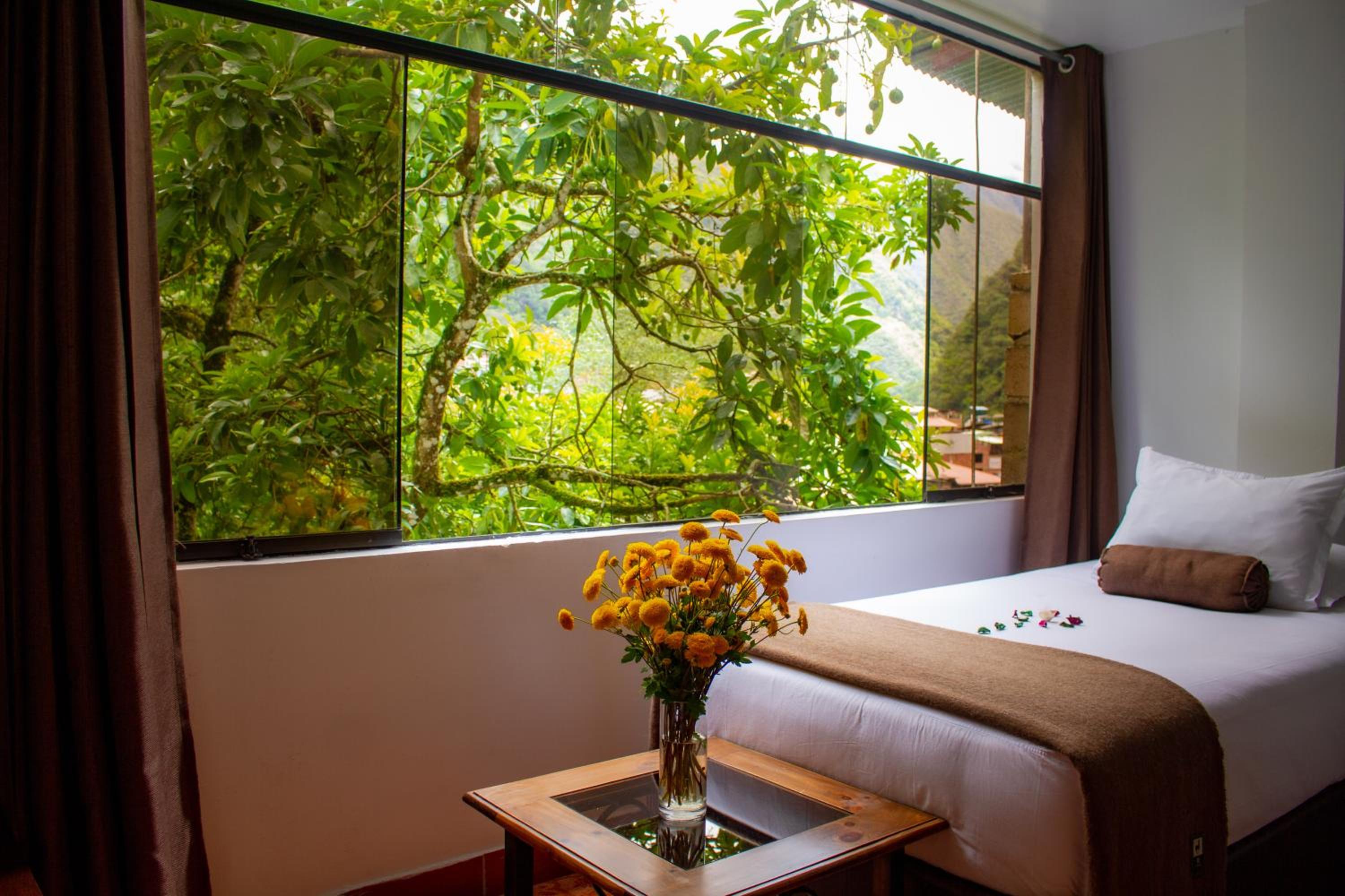 Triple Room with Private Bathroom - Photo 22