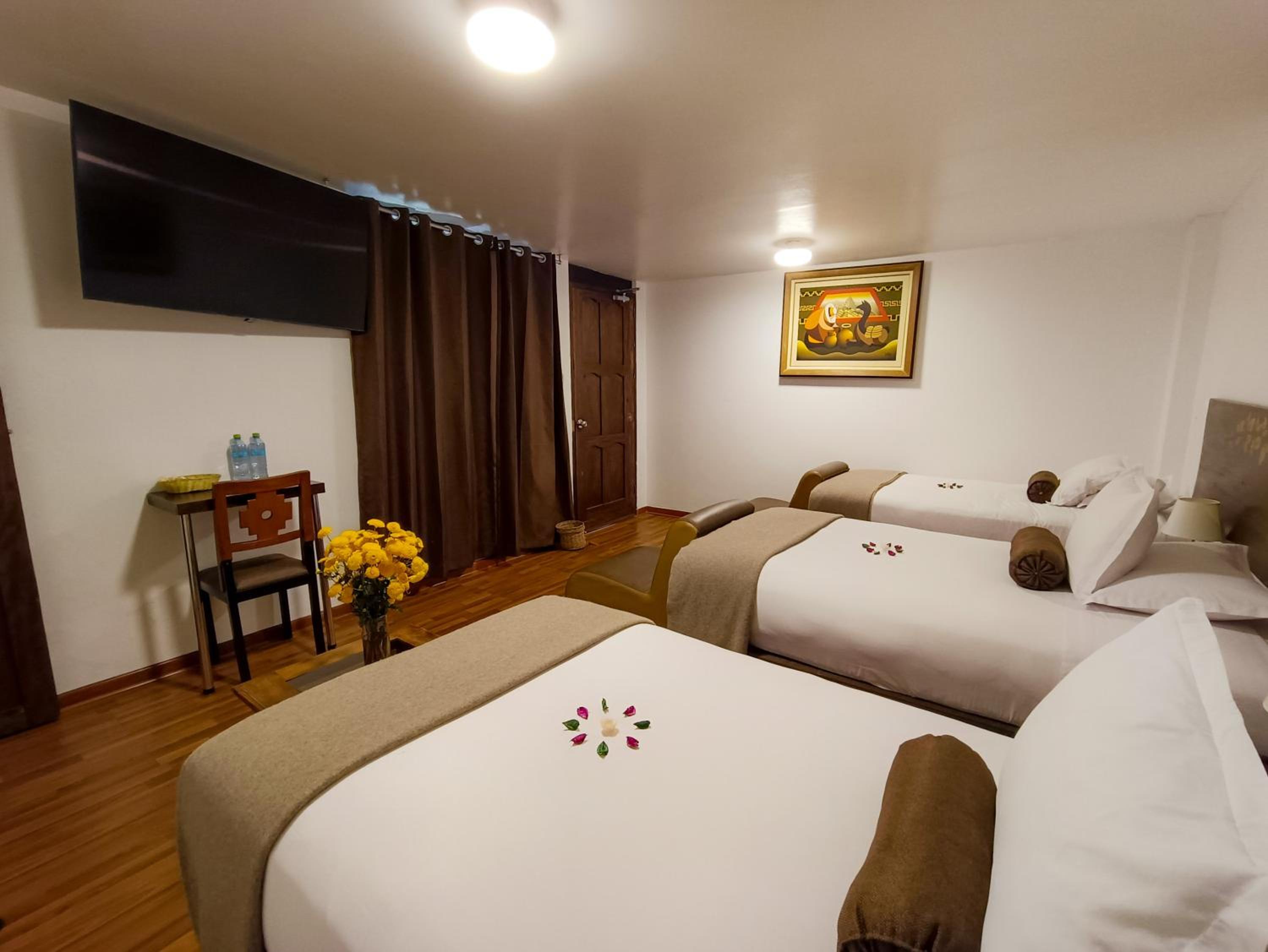 Triple Room with Private Bathroom - Photo 31