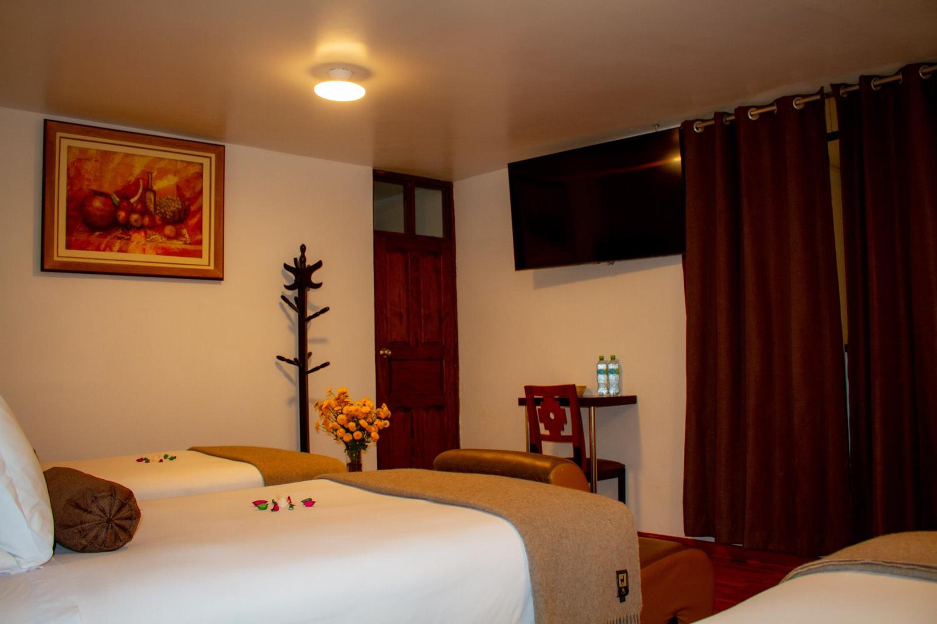 Triple Room with Private Bathroom - Photo 30