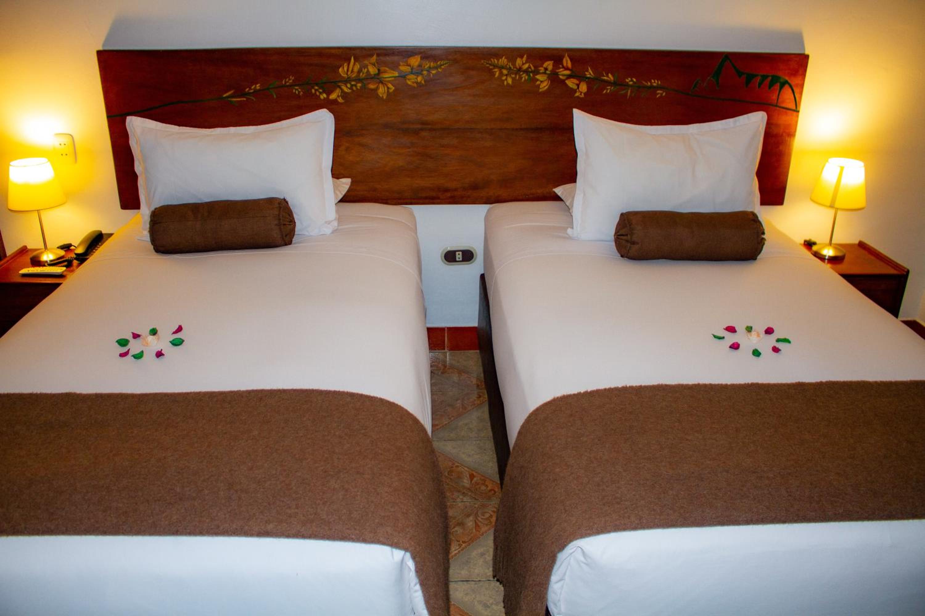 Superior Twin Room - Photo 13